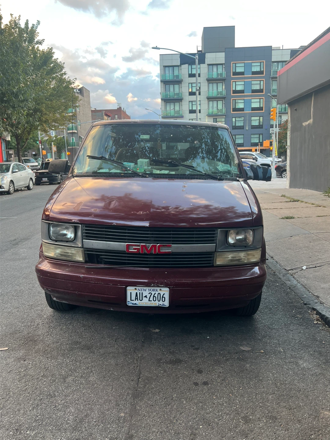 GMC Safari