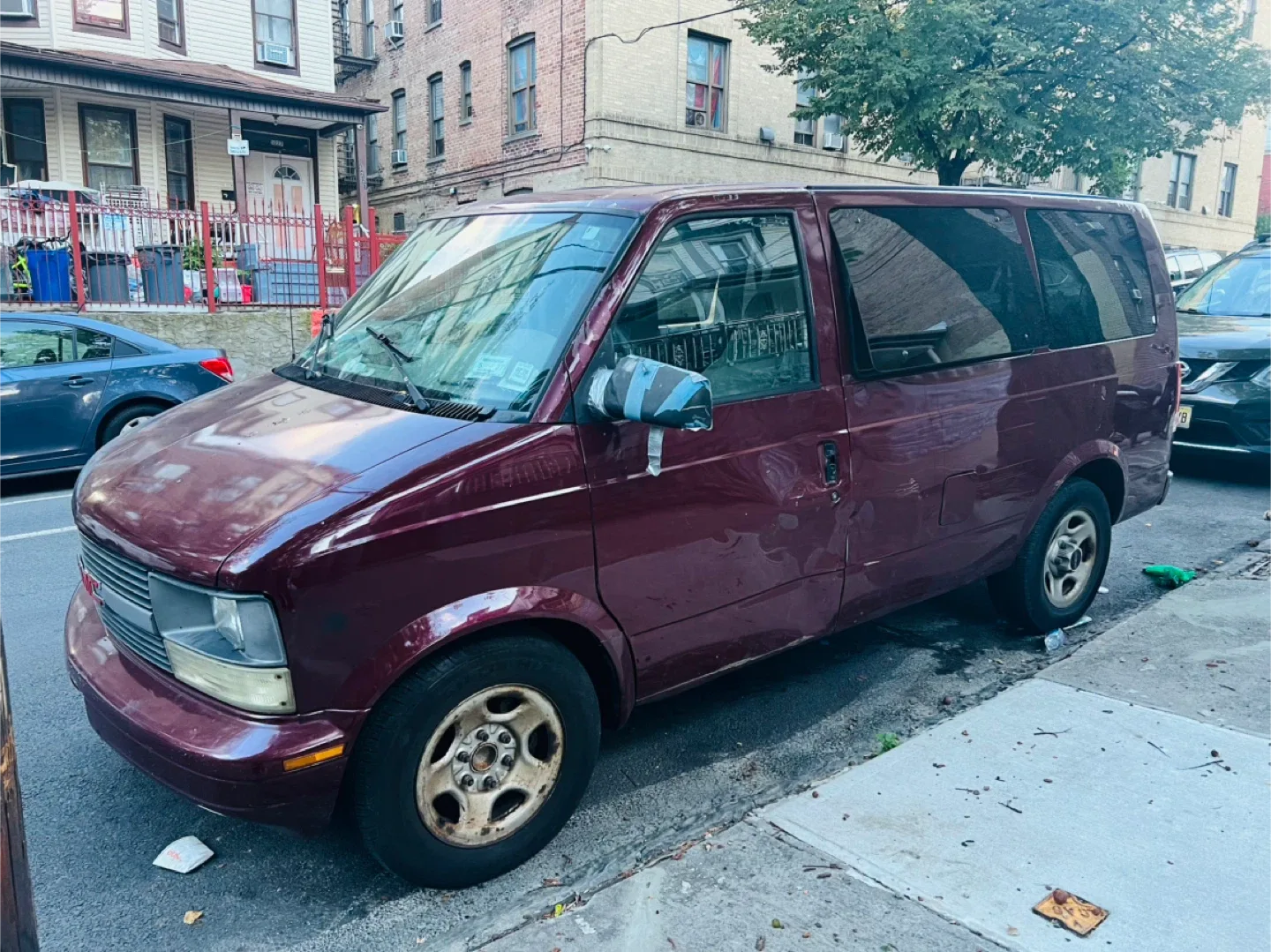 GMC Safari image indicator(2)