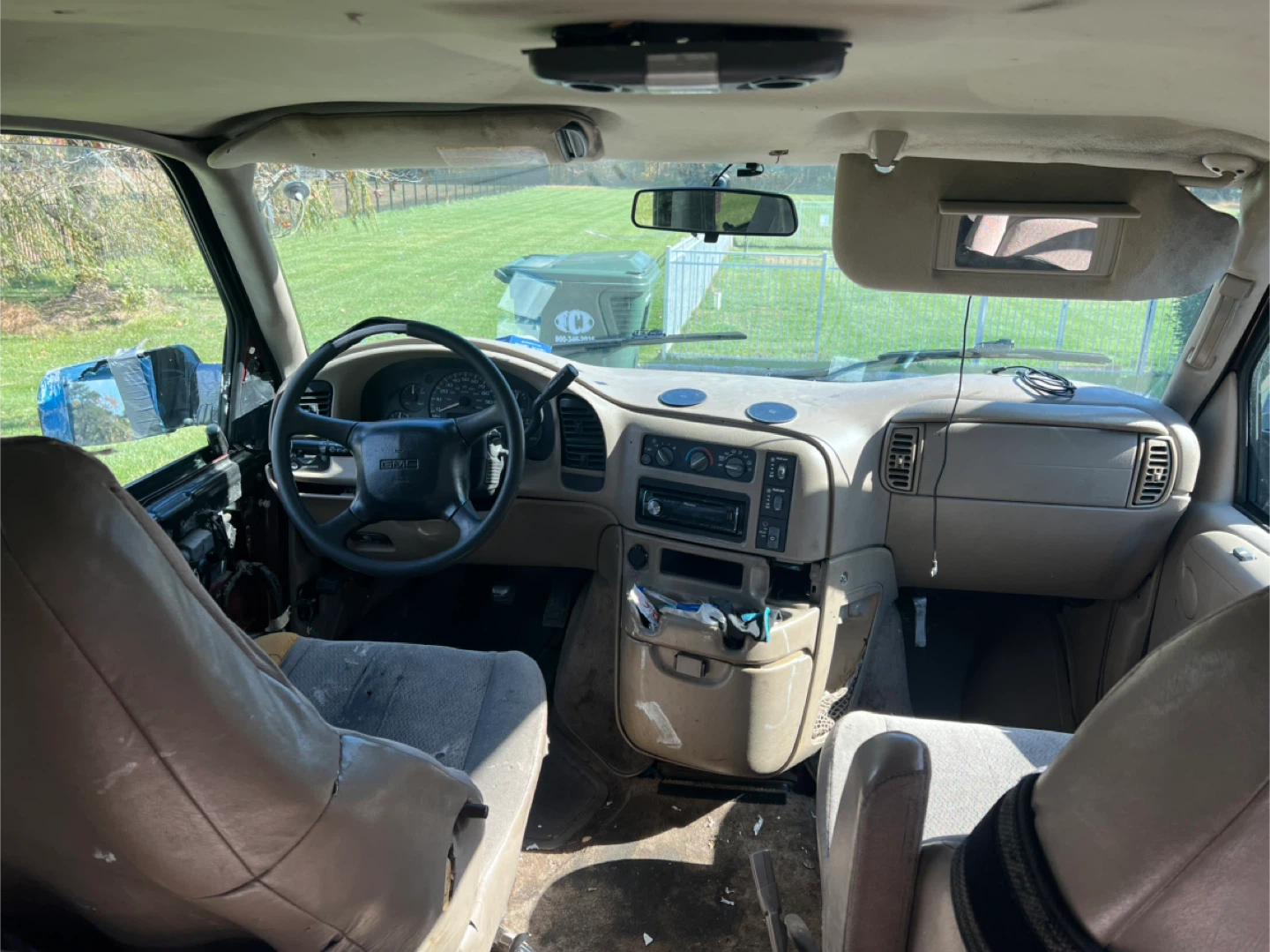 GMC Safari - photo 4