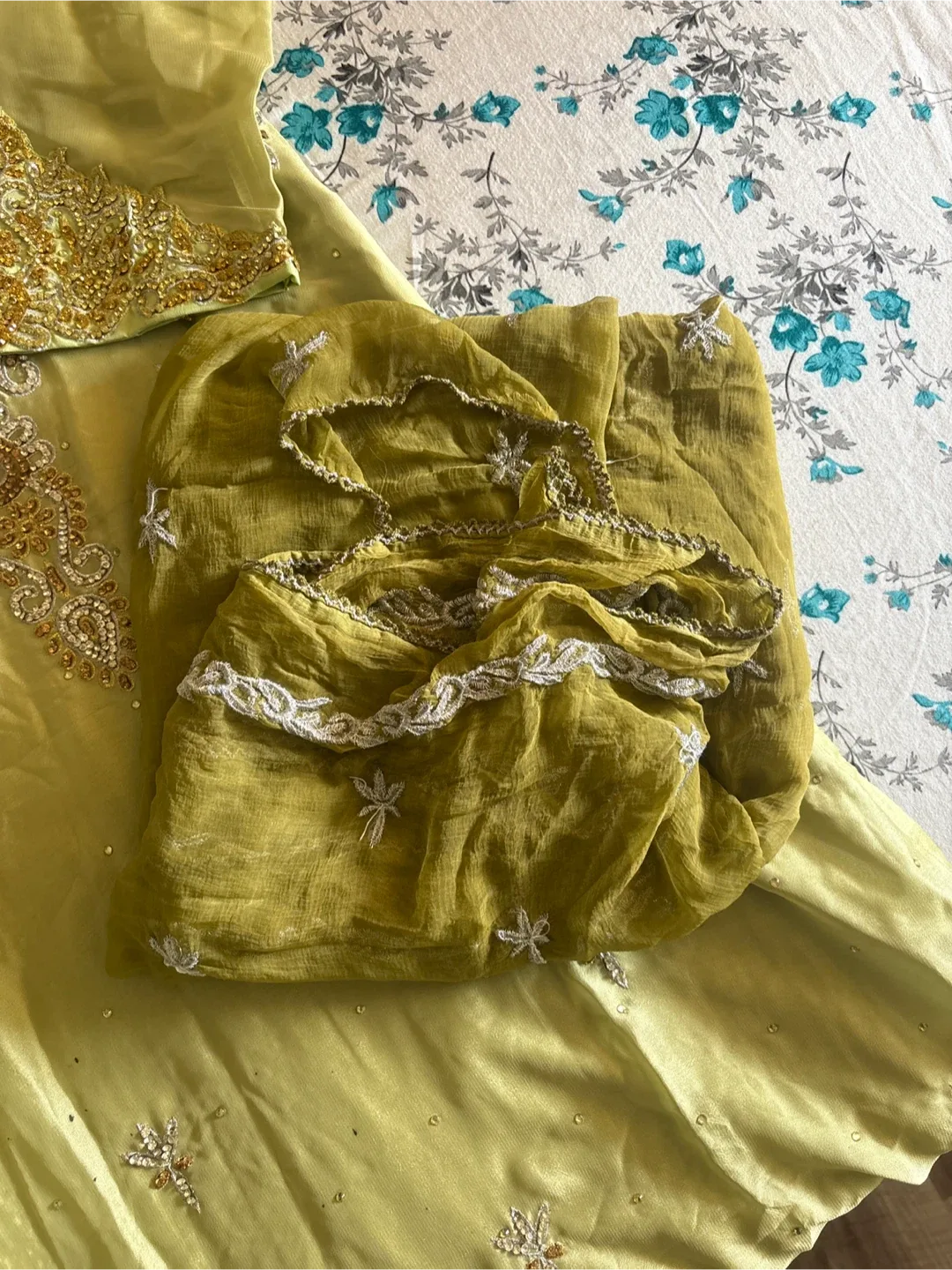 Embroidered Salwar Kameez Suit image indicator(2)