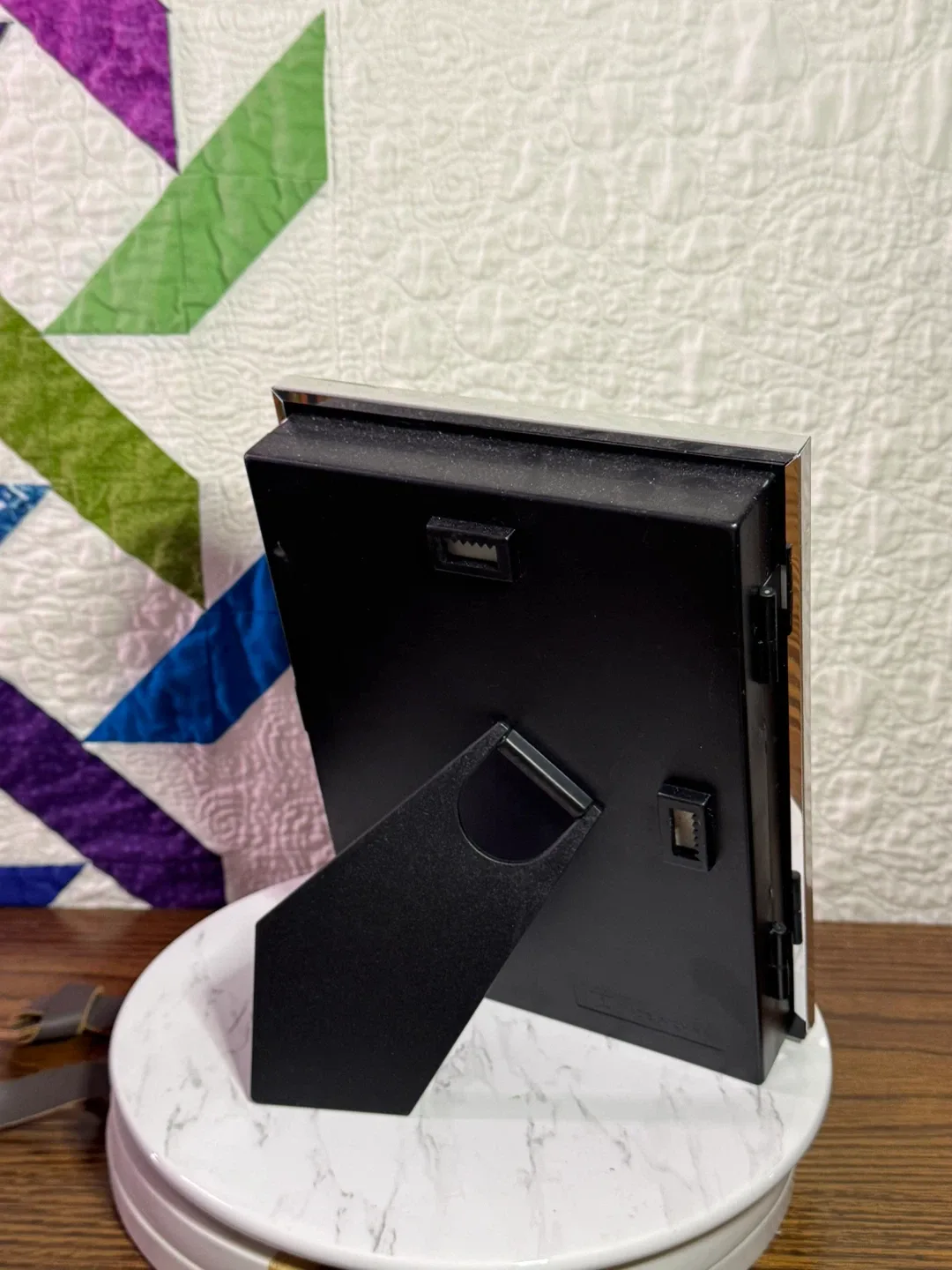 American Express Hinged Photo Frame image indicator(2)