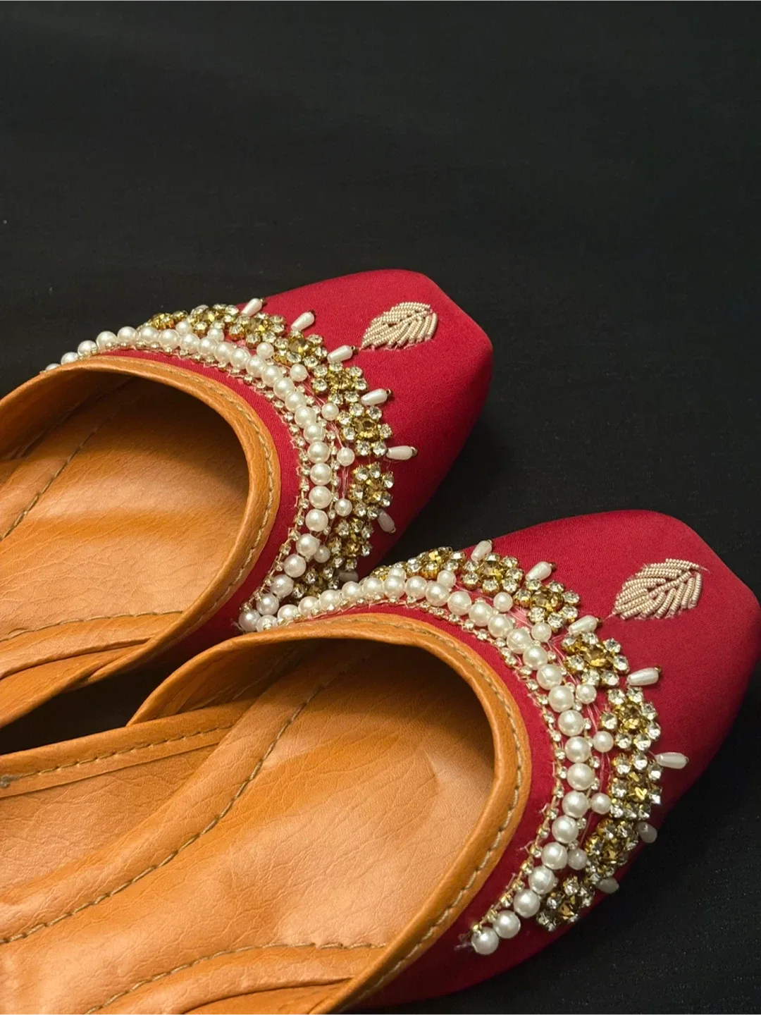 Amim Bazar Embellished Jutti Shoes