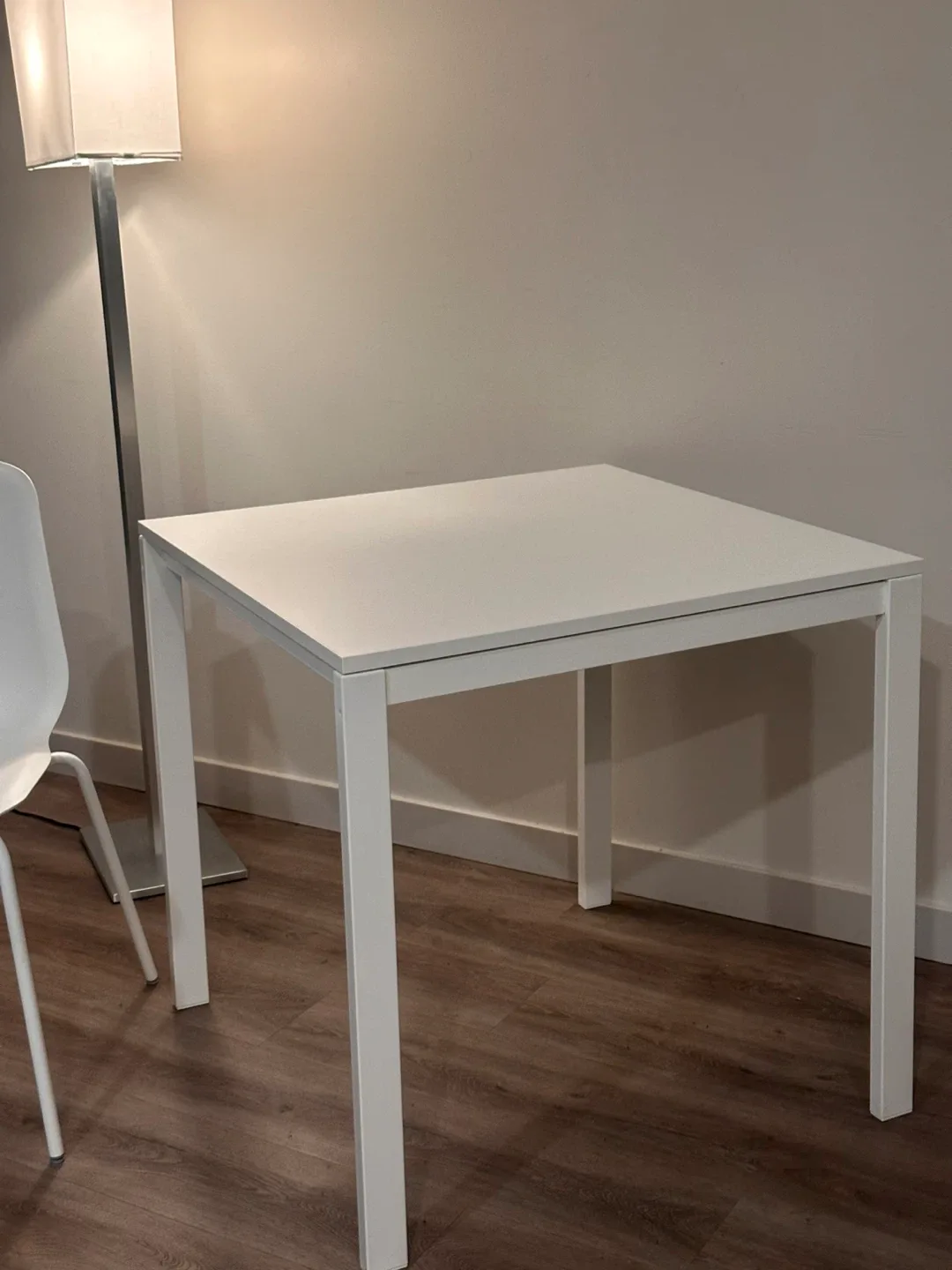 IKEA White Square Dining Table - 29 1/2" image indicator(6)