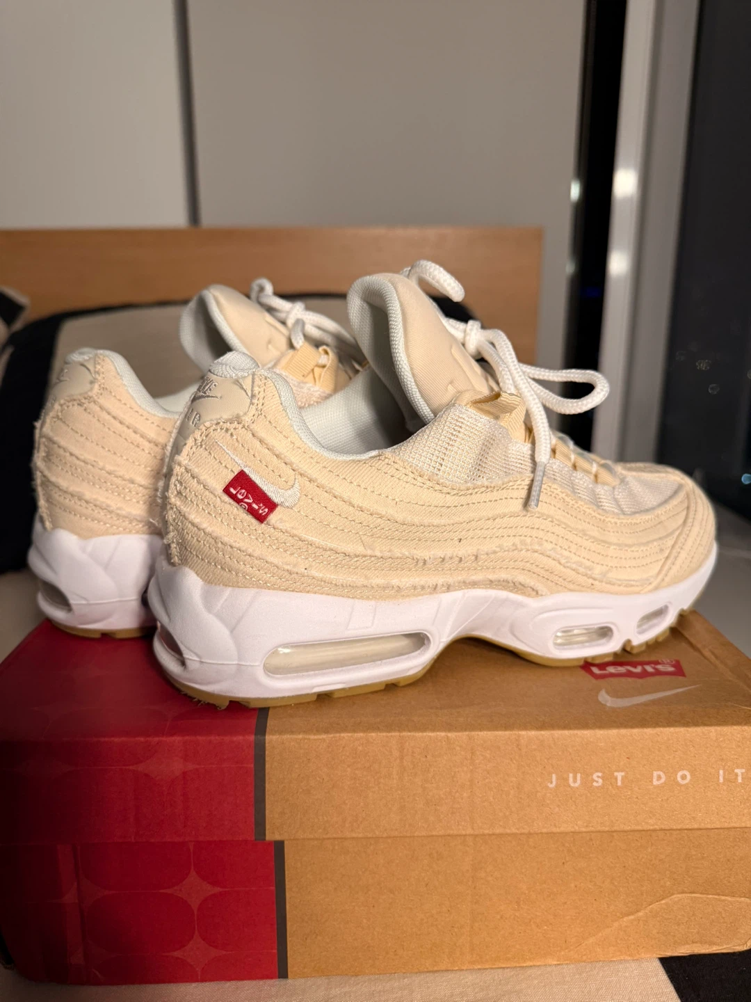 Nike Air Max 95 x Levi's - photo 2