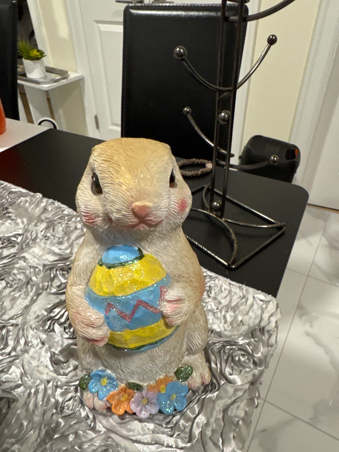 Easter Bunny Figurine with Egg - photo 3