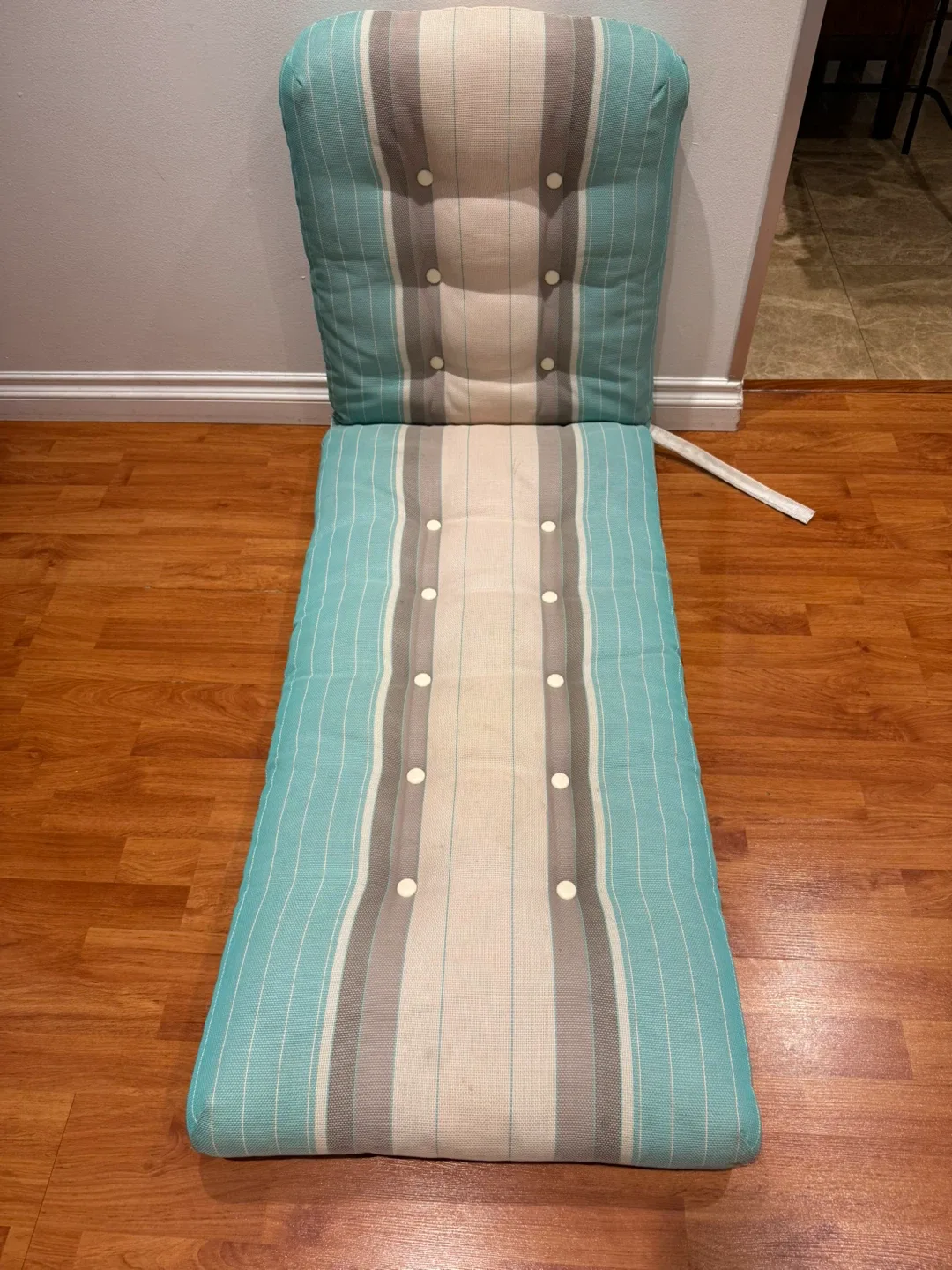 Outdoor Lounge Chair Cushion thumbnail