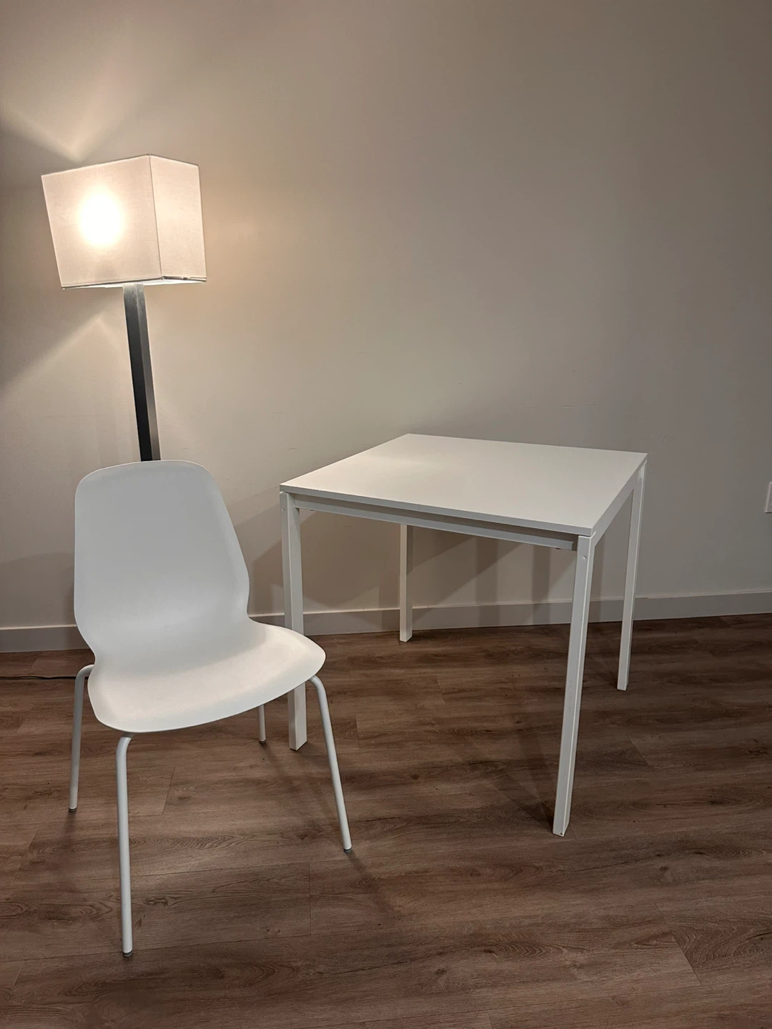 IKEA white chair - photo 4