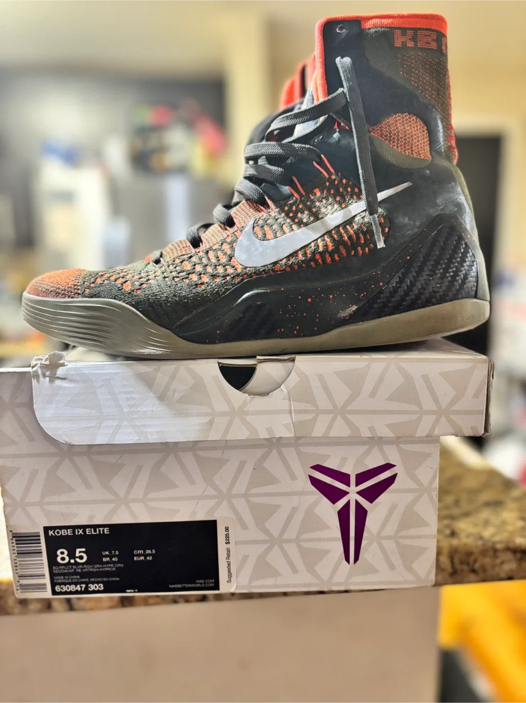 Nike Kobe IX 9 Elite High Basketball Shoes - Size 8.5