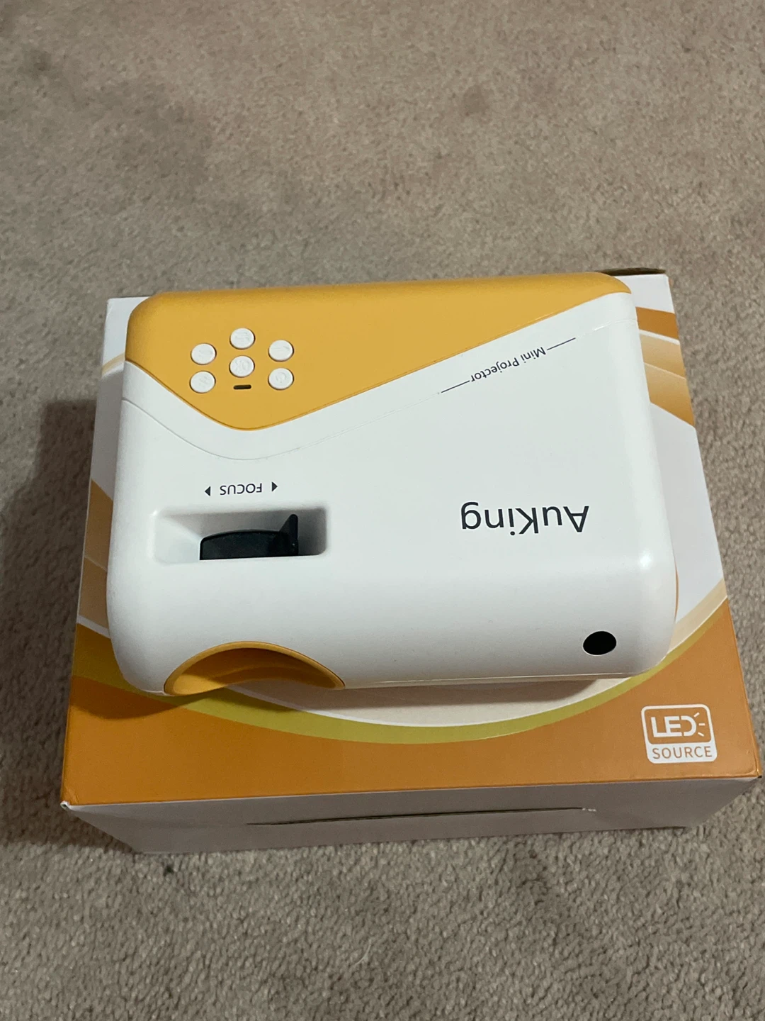 AuKing Mini Projector with Box - photo 2