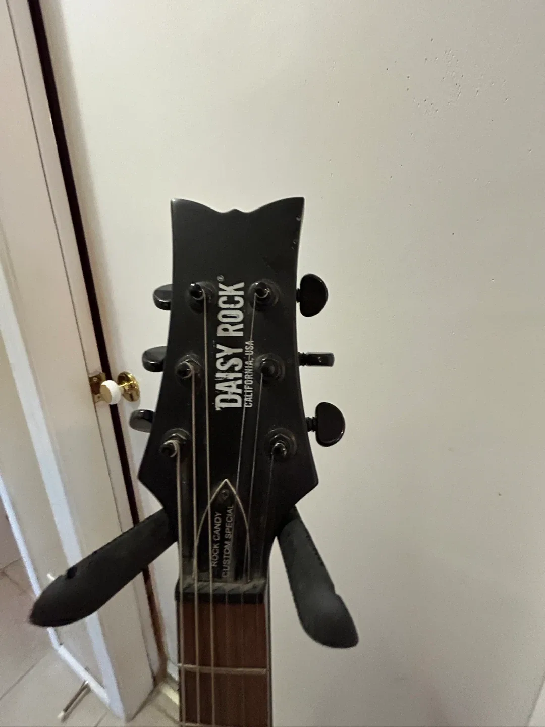 Daisy Rock Rock Candy Custom Special Guitar image indicator(4)