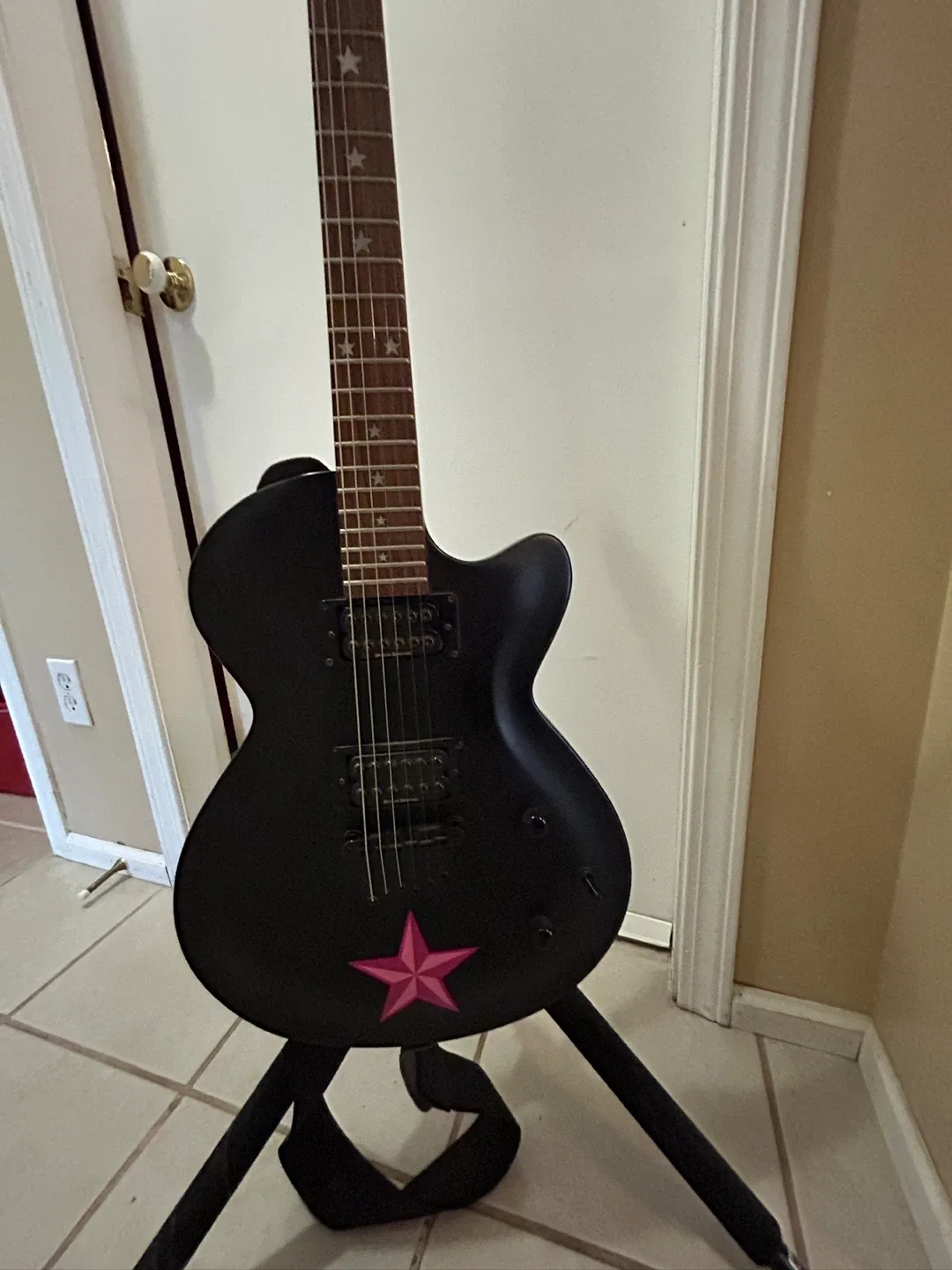 Daisy Rock Rock Candy Custom Special Guitar image indicator(5)