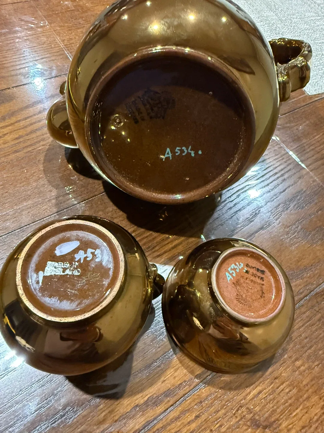 Vintage Gold Teapot Set – Gibson & Sons, Made in England image indicator(8)