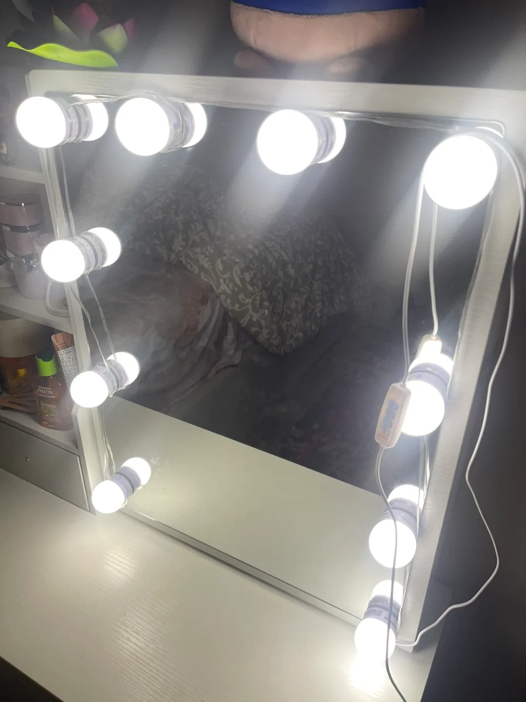 Vanity Makeup Table with Lighted Mirror image indicator(6)
