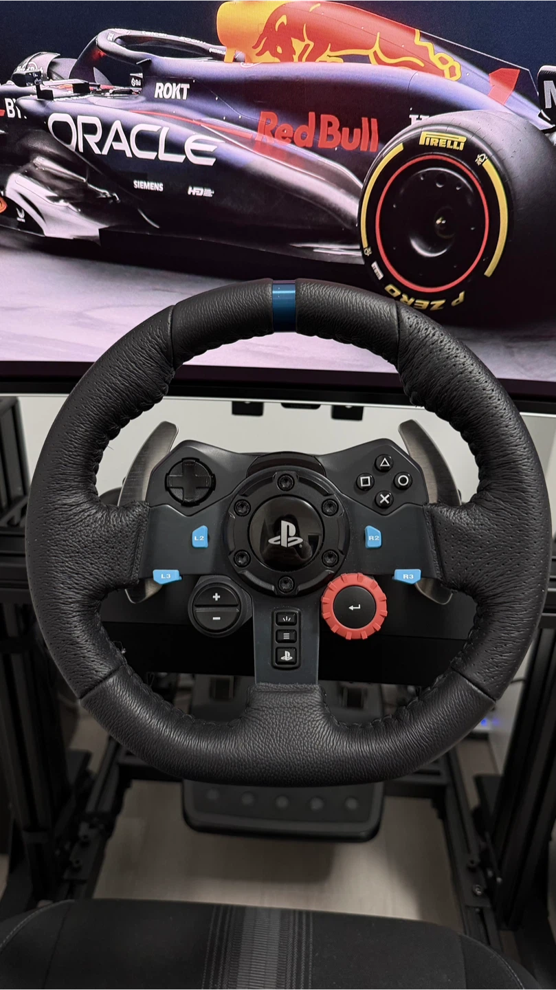 Logitech G29 Racing Wheel with Pedals