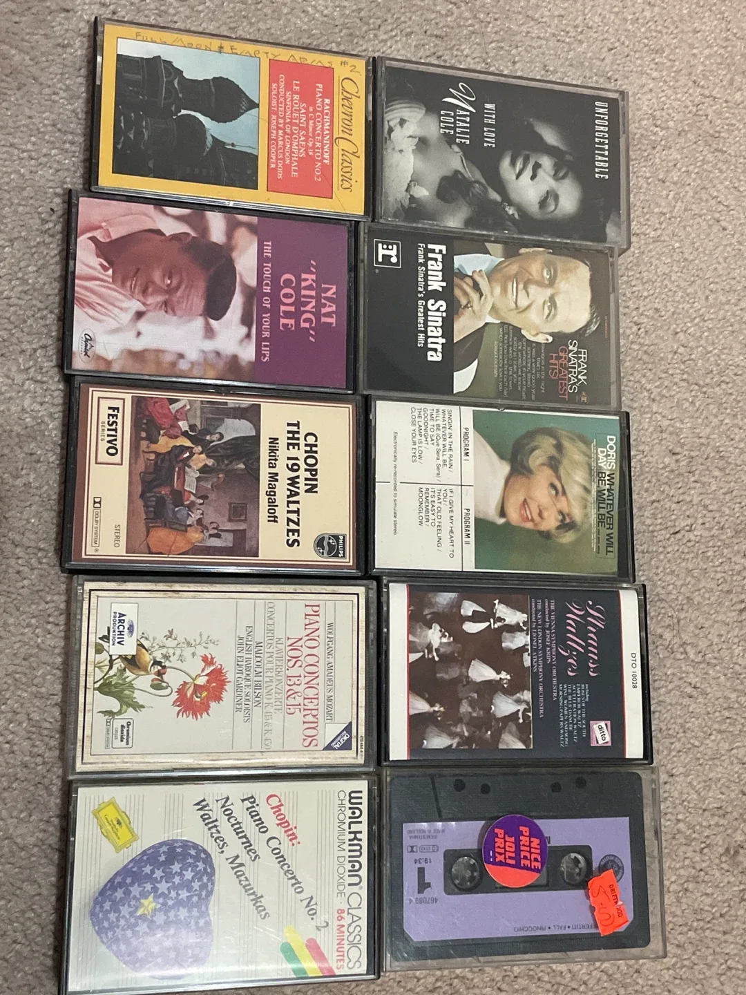 Music Cassettes & CDs image indicator(2)