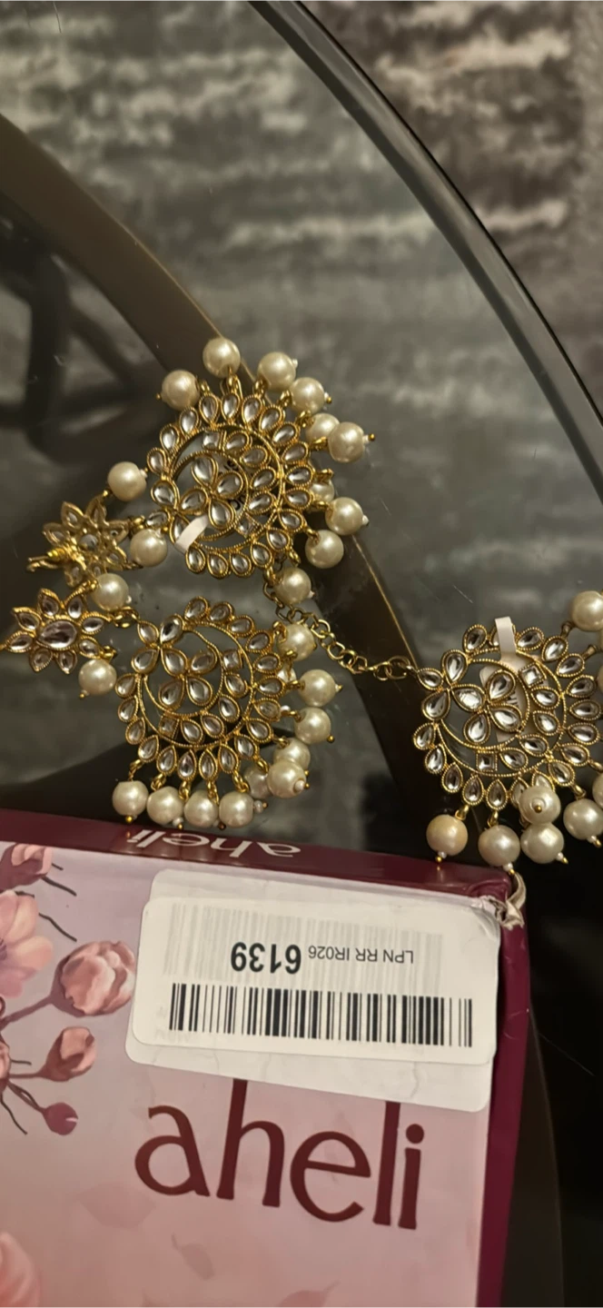 Aheli Kundan Necklace Set with Earrings - photo 3