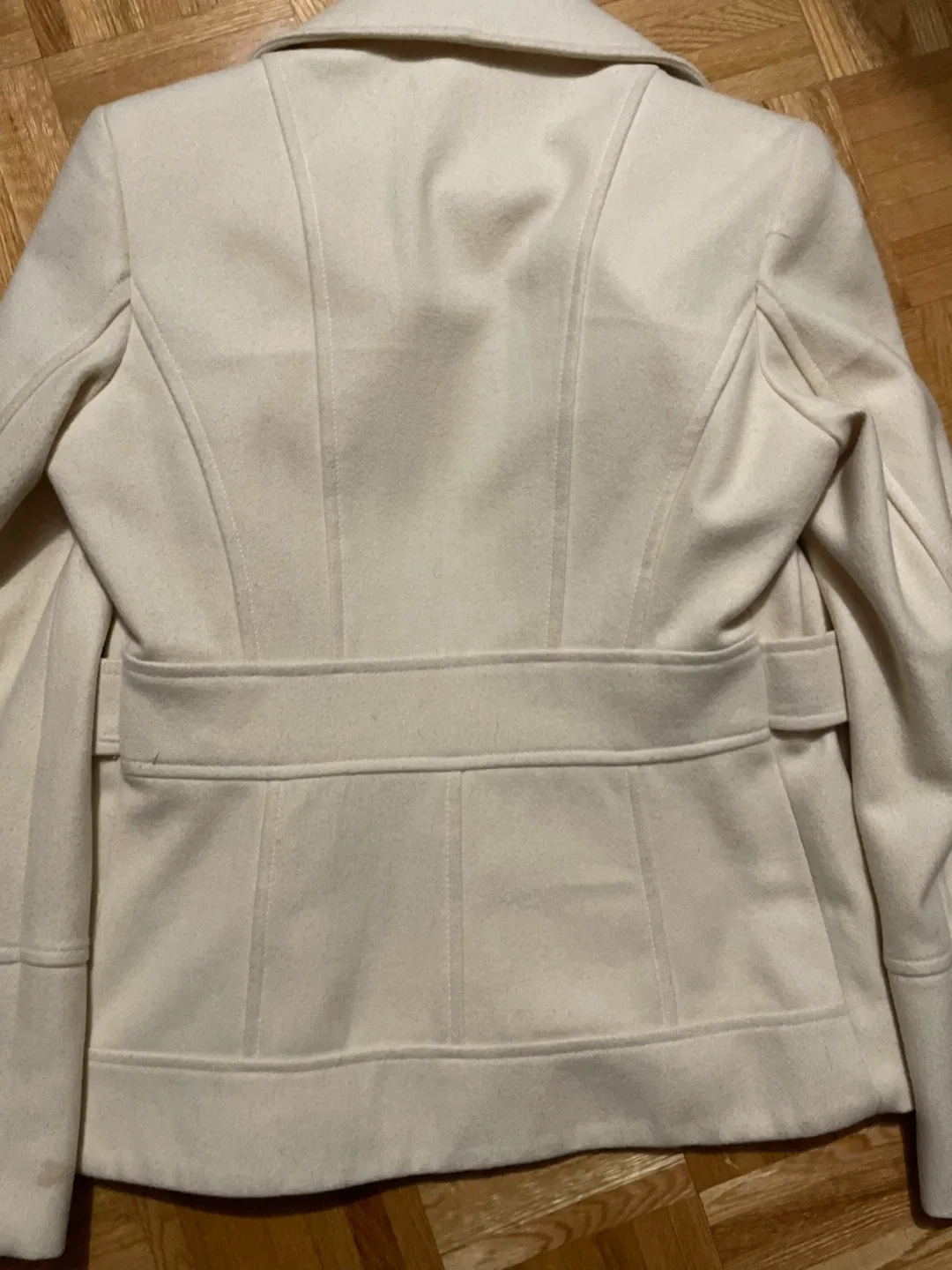 Guess Cream Peacoat - Size S image indicator(5)