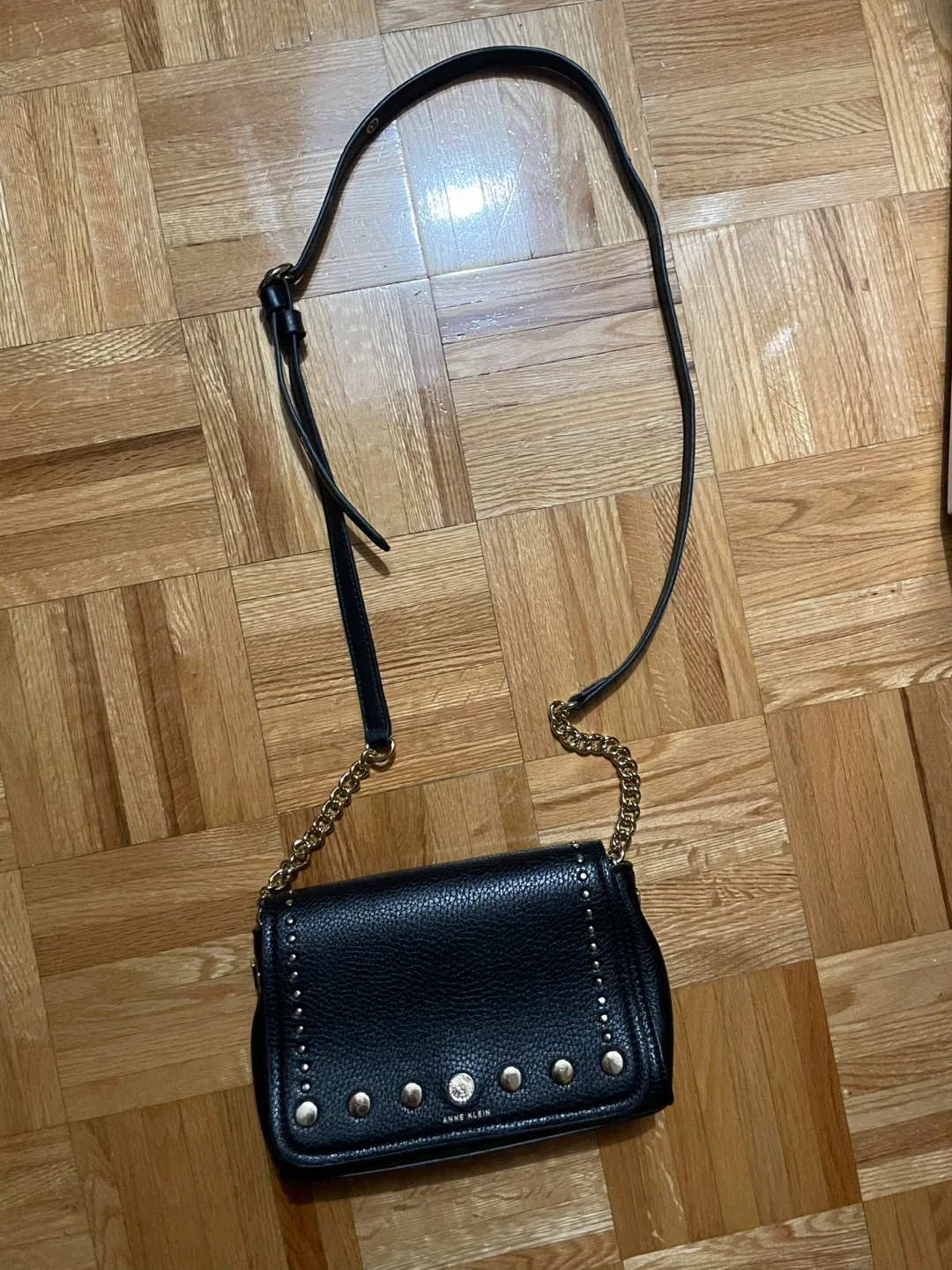 Anne Klein Black Crossbody Bag image indicator(2)