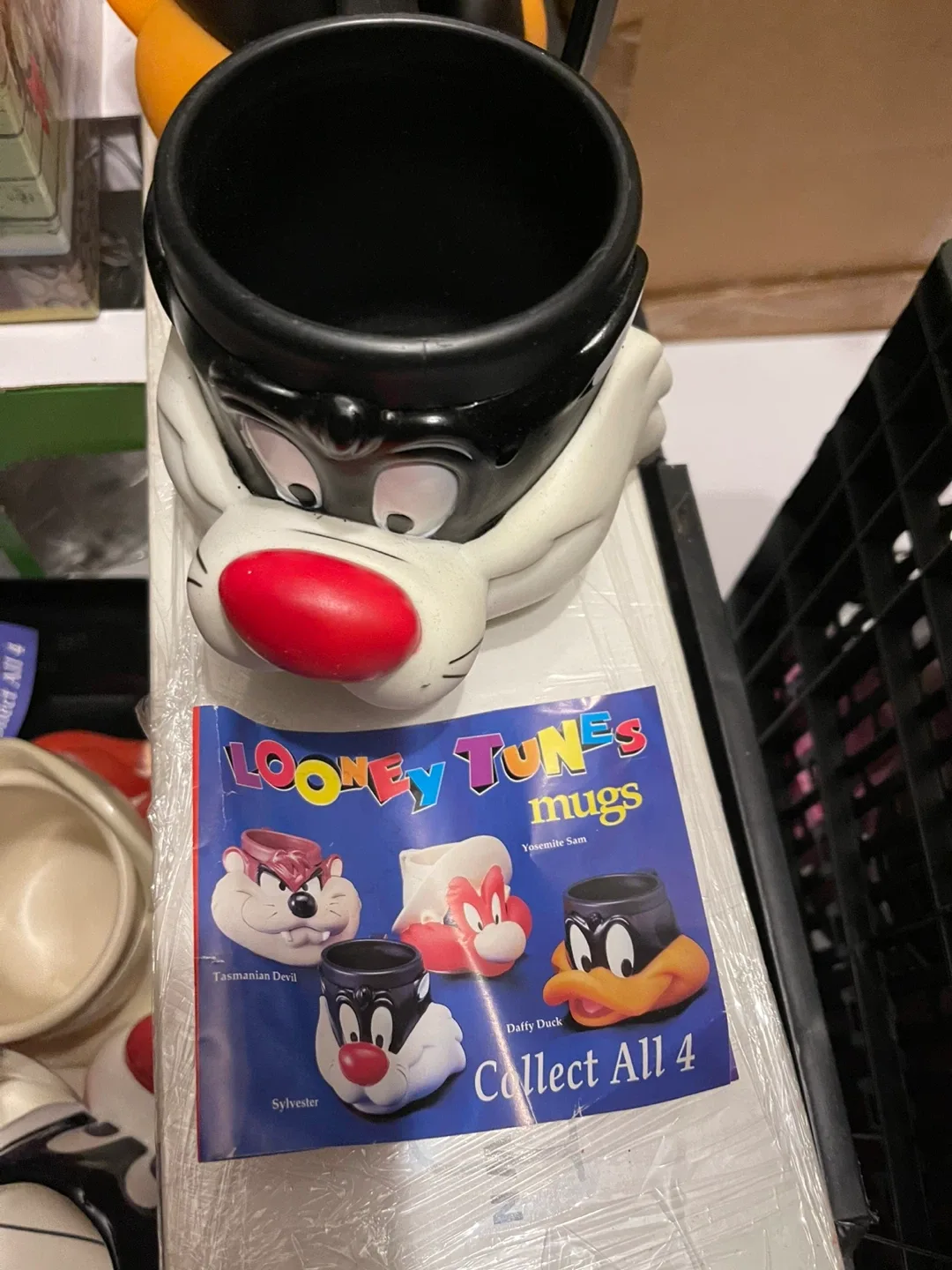 Looney Tunes Sylvester Mug image indicator(3)