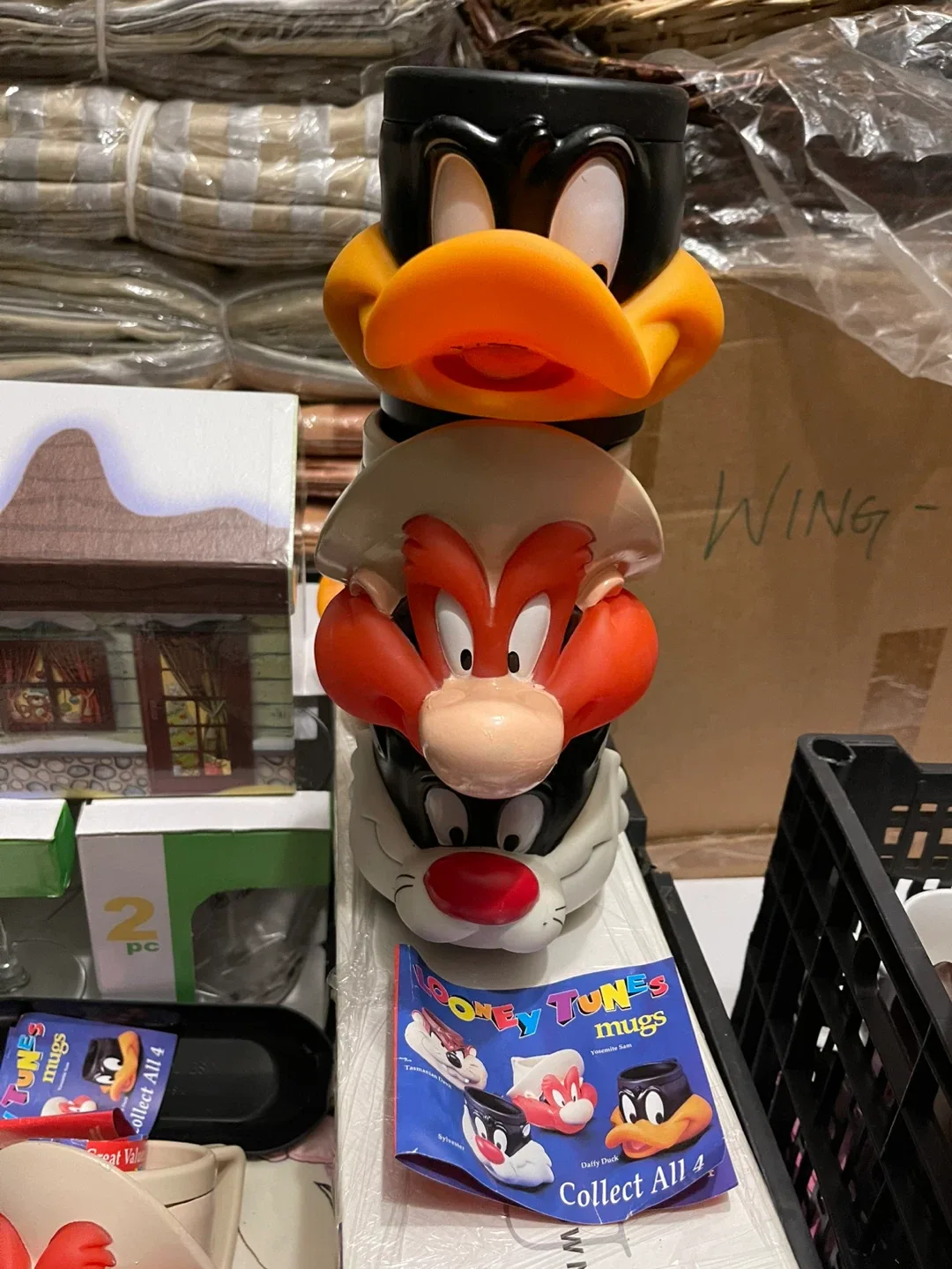 Looney Tunes Sylvester Mug image indicator(2)