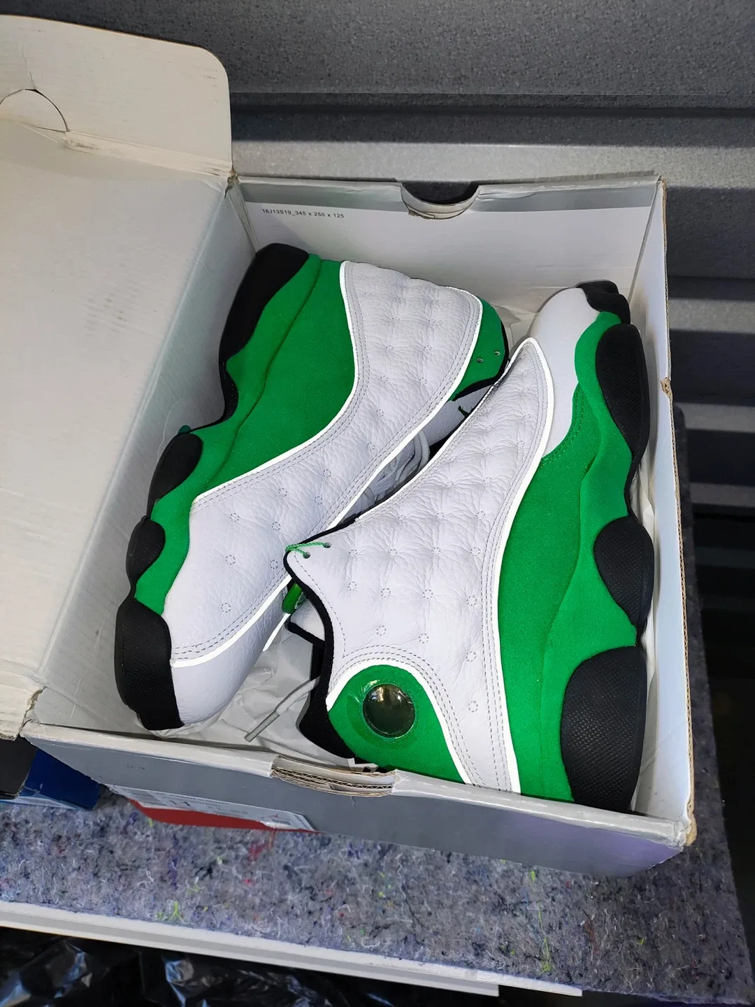 New Air Jordan 13 Retro Lucky Green - Size 11