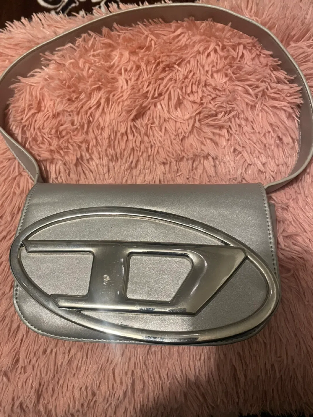 Diesel Silver Shoulder Bag image indicator(2)