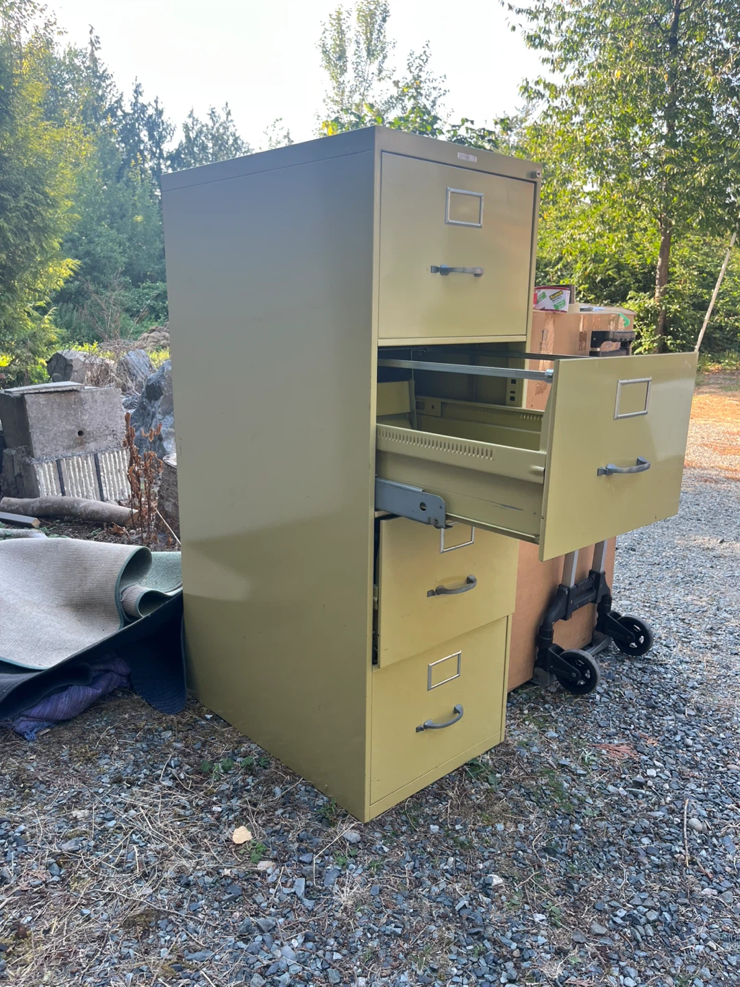 Yellow 4-Drawer Filing Cabinet - photo 3