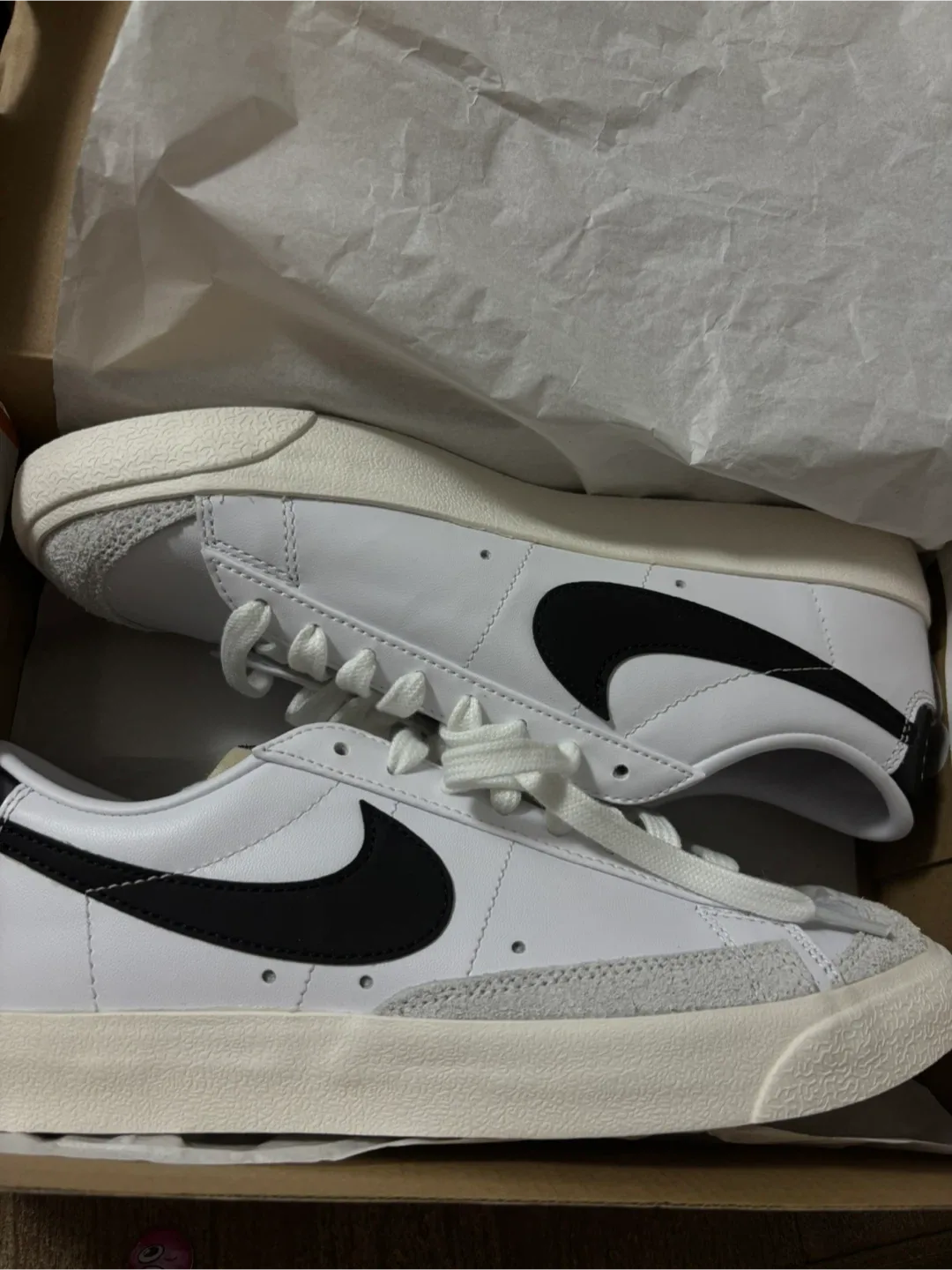 Nike W Blazer Low '77 White/Black - Size 9