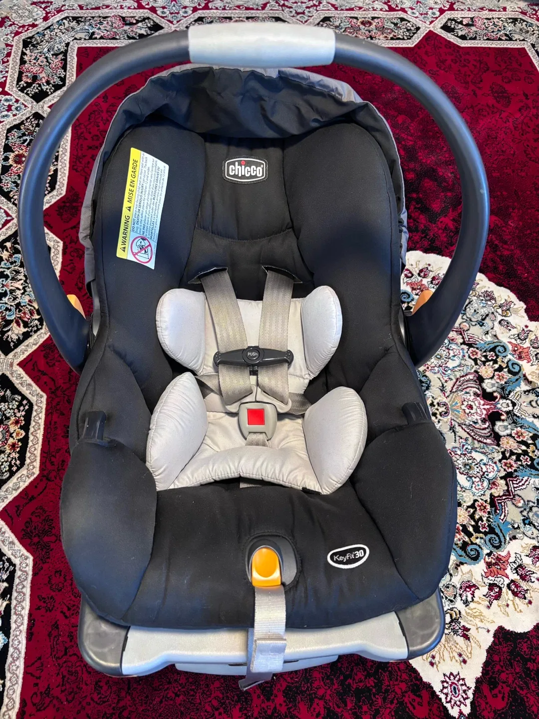 Chicco KeyFit 30 Infant Car Seat with Base