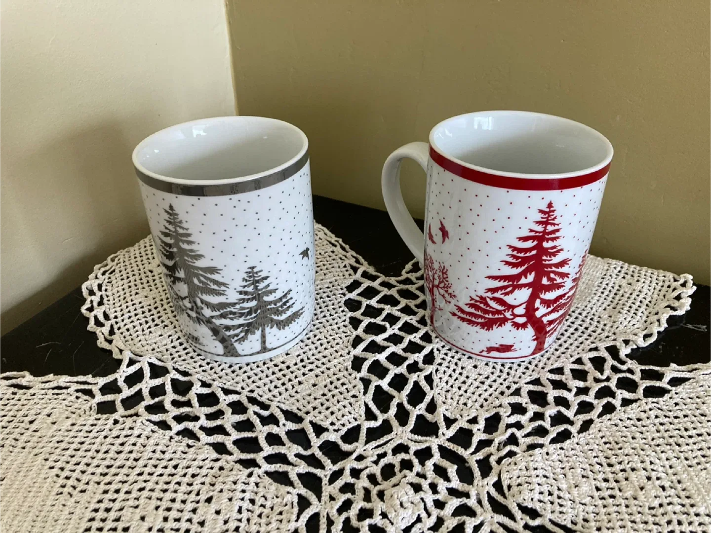 Christmas Tree Mugs - Set of 2