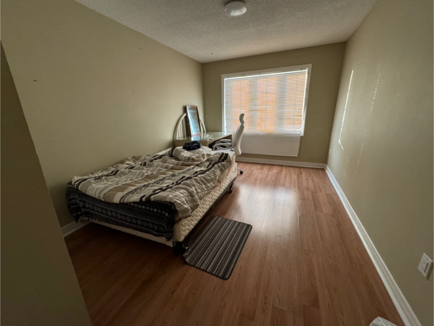 Bright Room for Rent - Available This February!