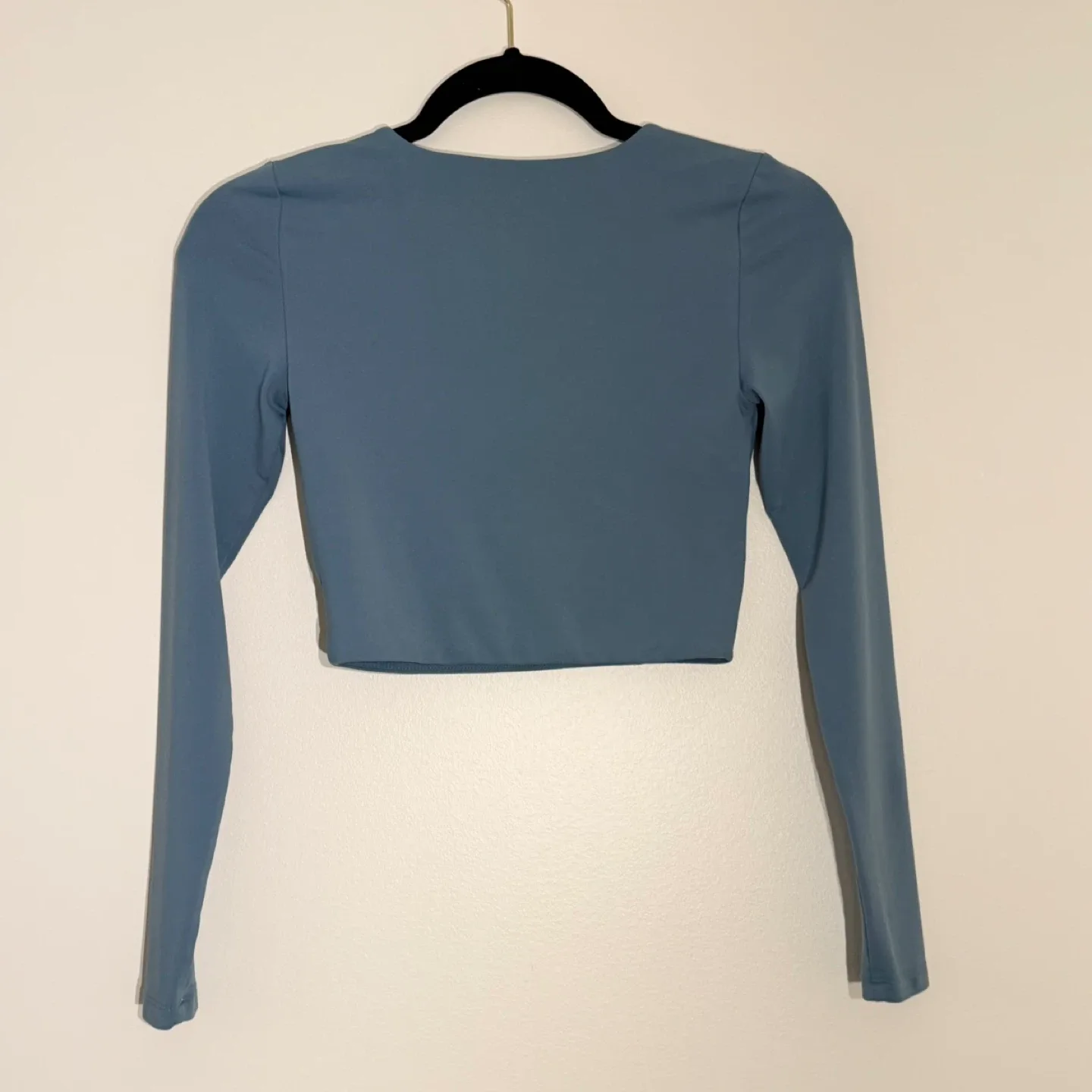 Aritzia Contour Crop Top size S image indicator(3)