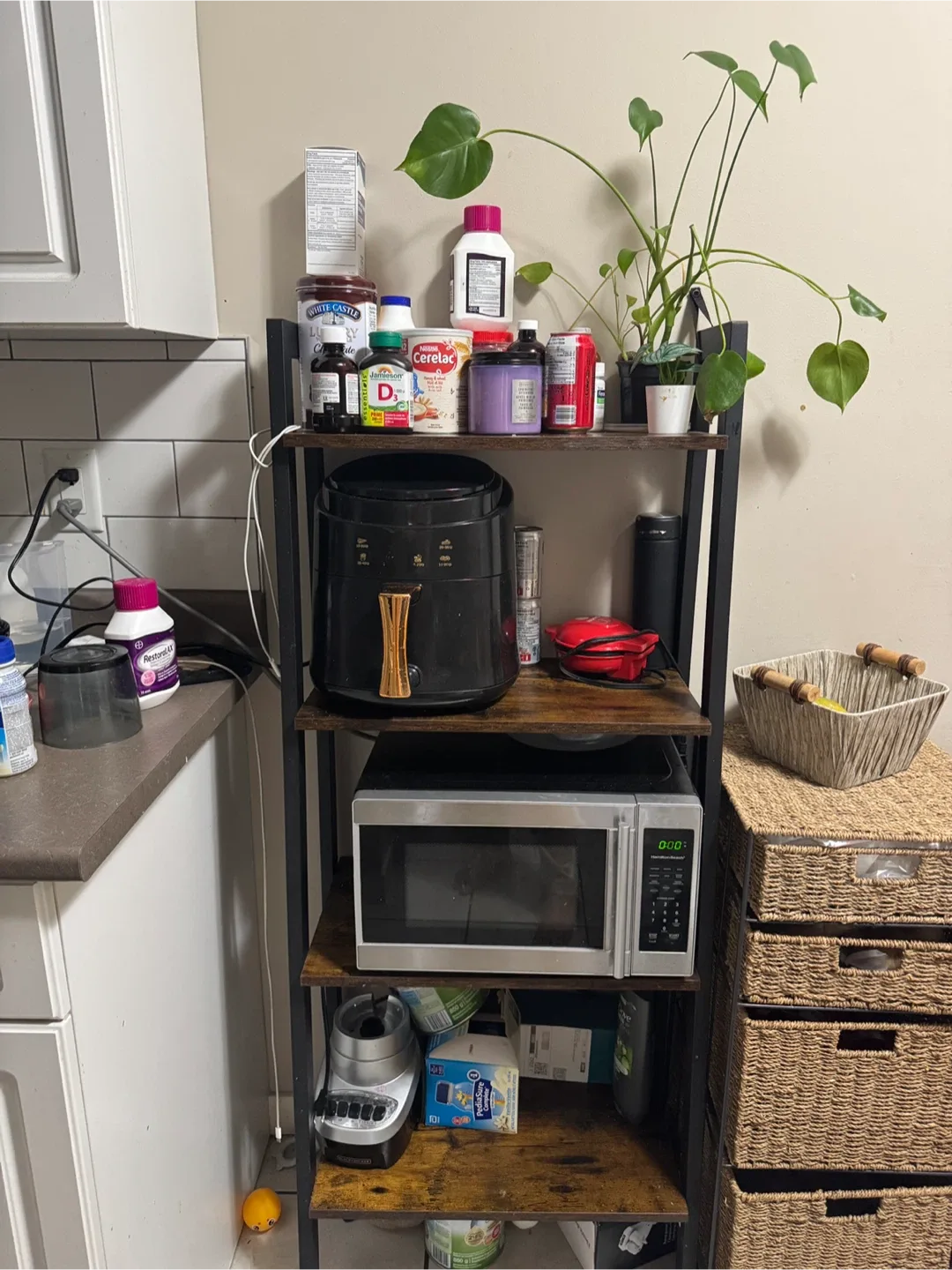 Kitchen Shelf image indicator(2)