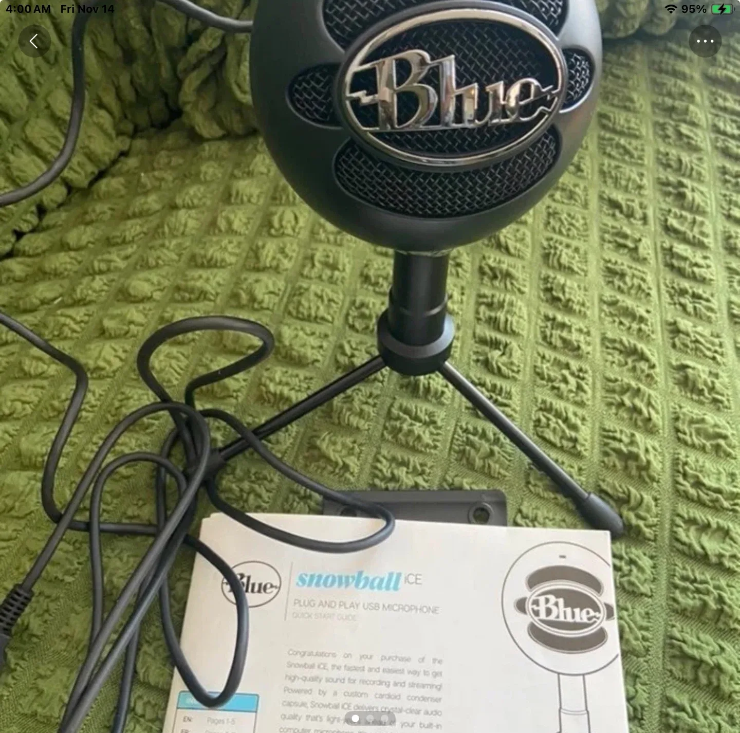 Blue Snowball Condenser Microphone & Earphones