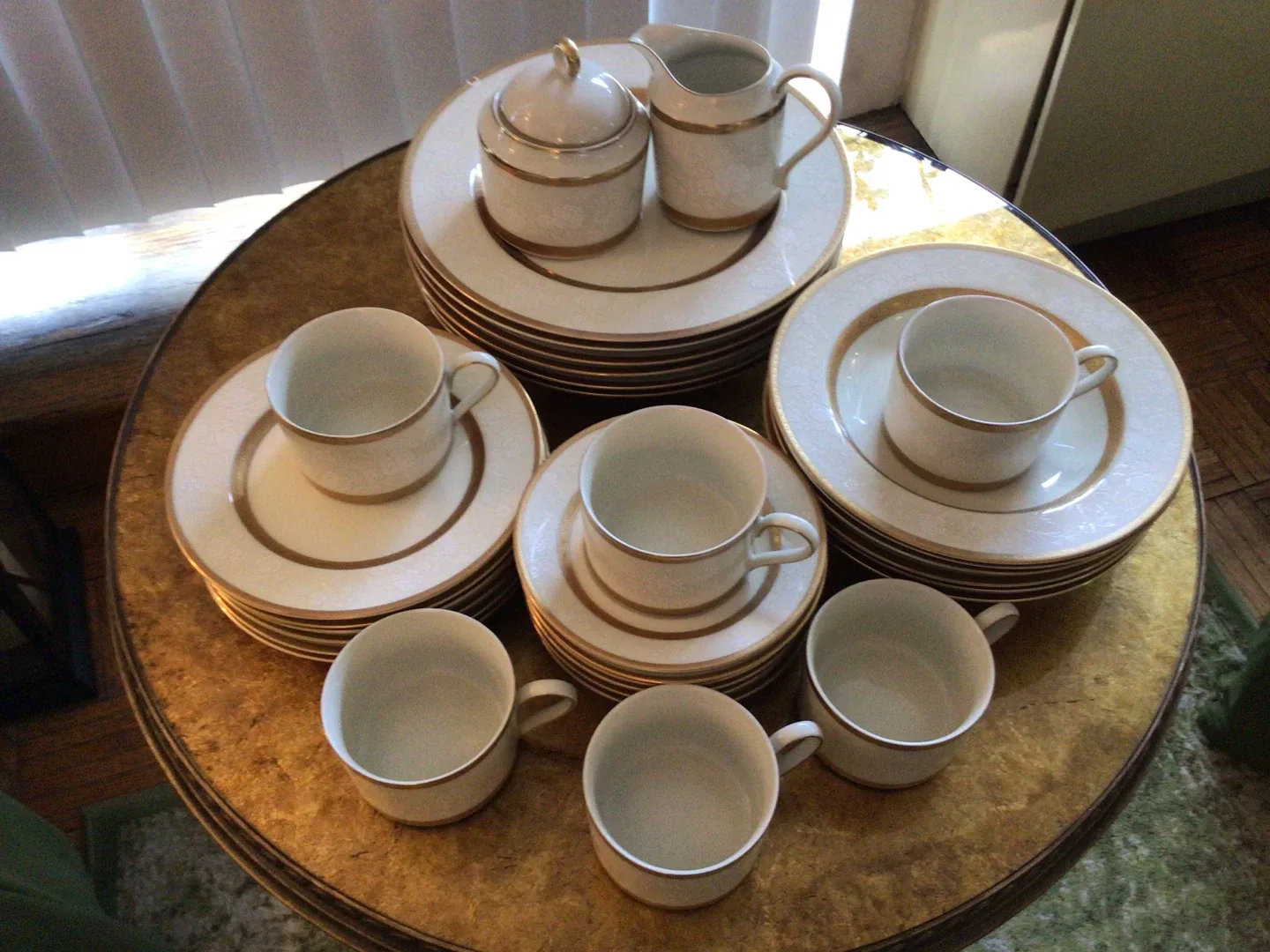 Mikasa Antique Lace Collection image indicator(4)