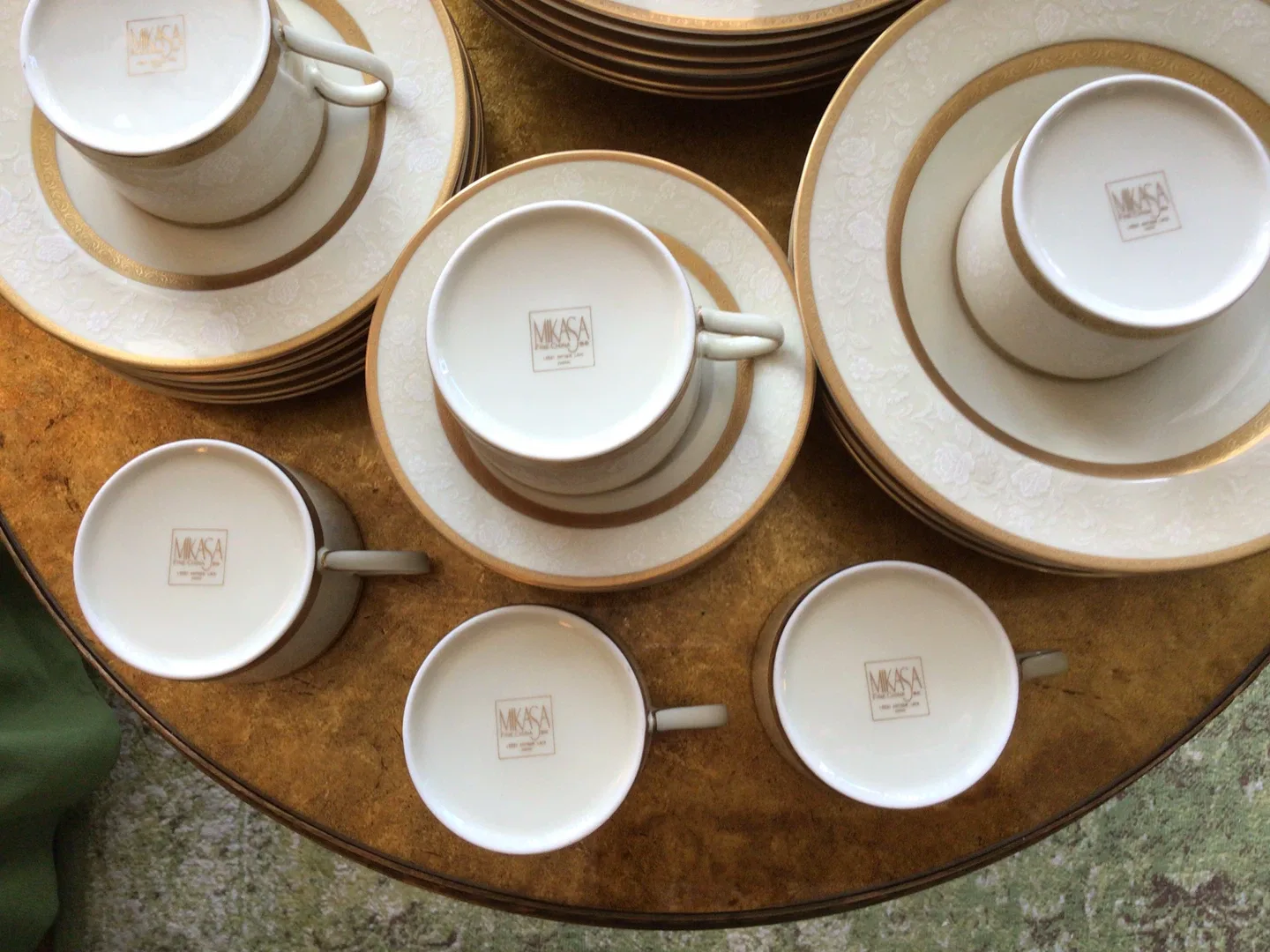 Mikasa Antique Lace Collection image indicator(9)