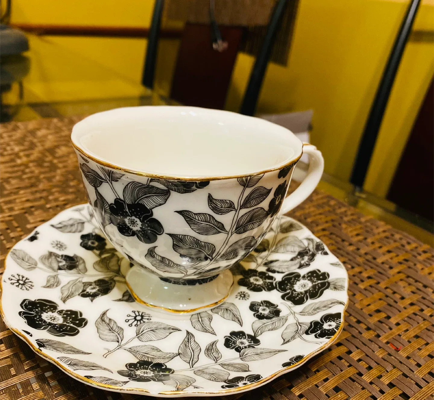 Floral Tea Cup Set tea cups and saucer of four(4). image indicator(3)