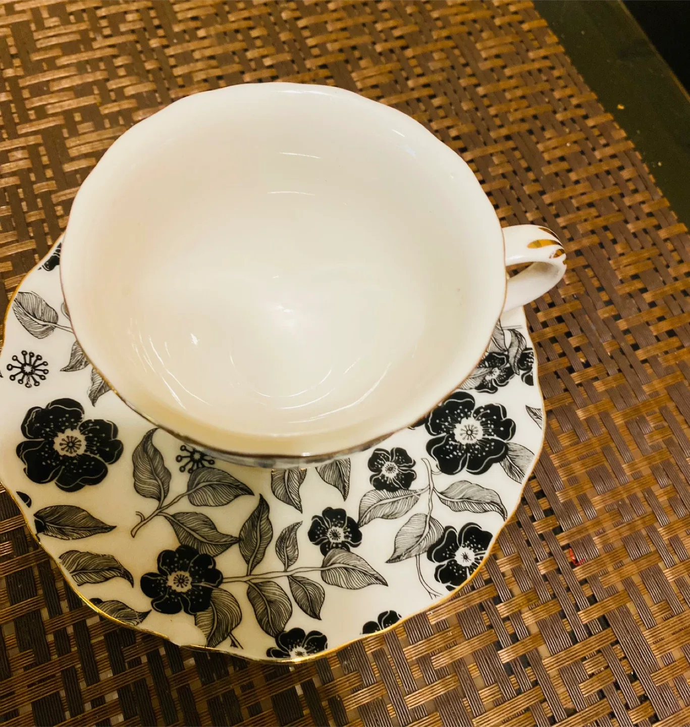 Floral Tea Cup Set tea cups and saucer of four(4). image indicator(2)