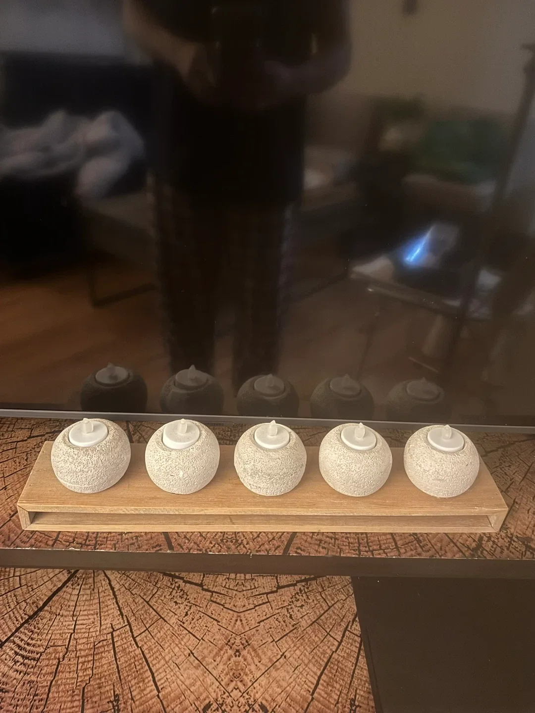 Decorative Stone Candle Holder image indicator(3)