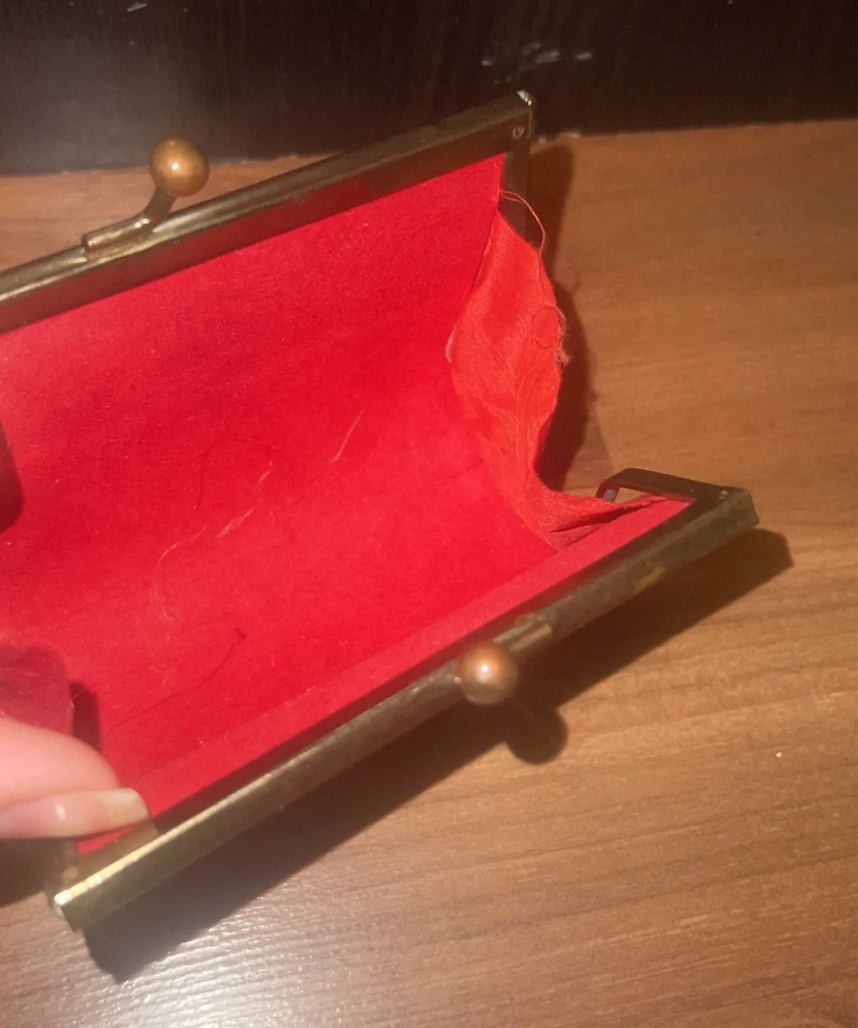 Vintage Gold Coin Purse image indicator(2)