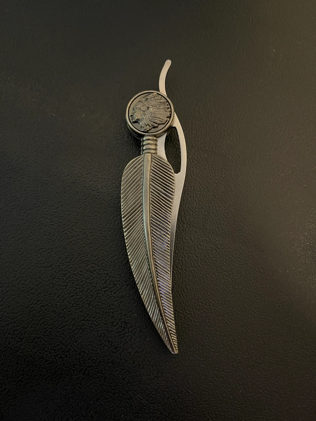 Chief’s Feather Decorative Folding Knife & Lighter Set - photo 2