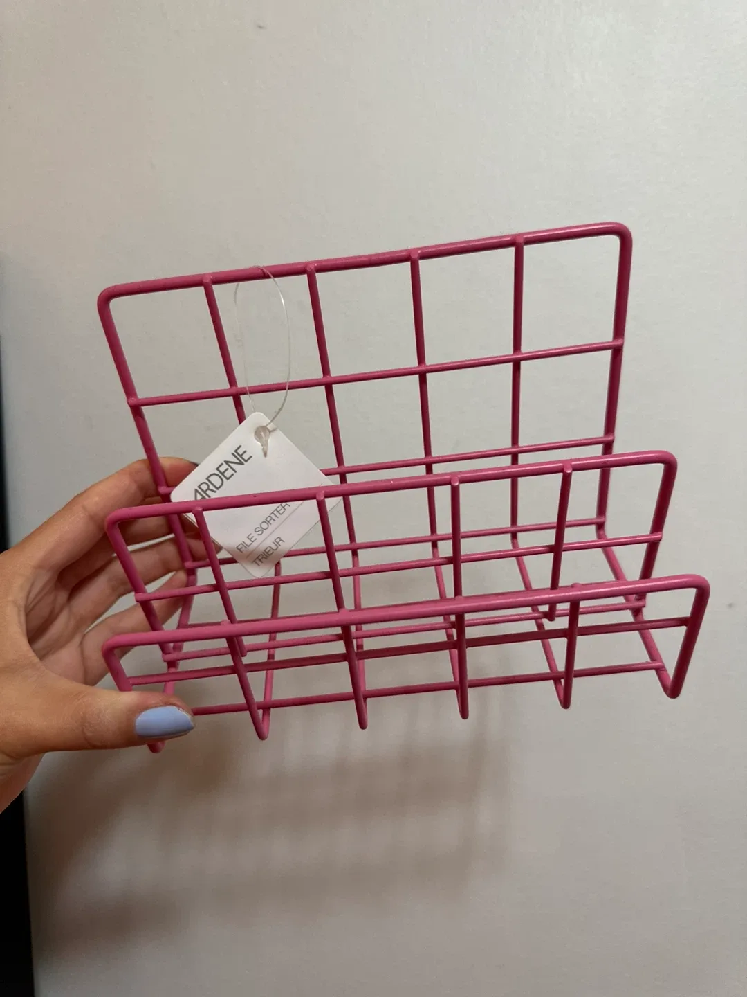 Ardene Pink File Sorter - Desk Organizer image indicator(4)