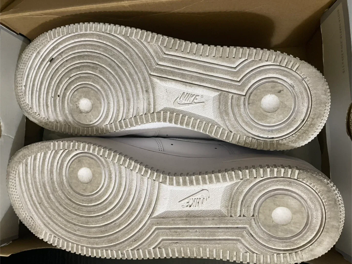 Nike Air Force 1 Low White Size 11.5 image indicator(4)