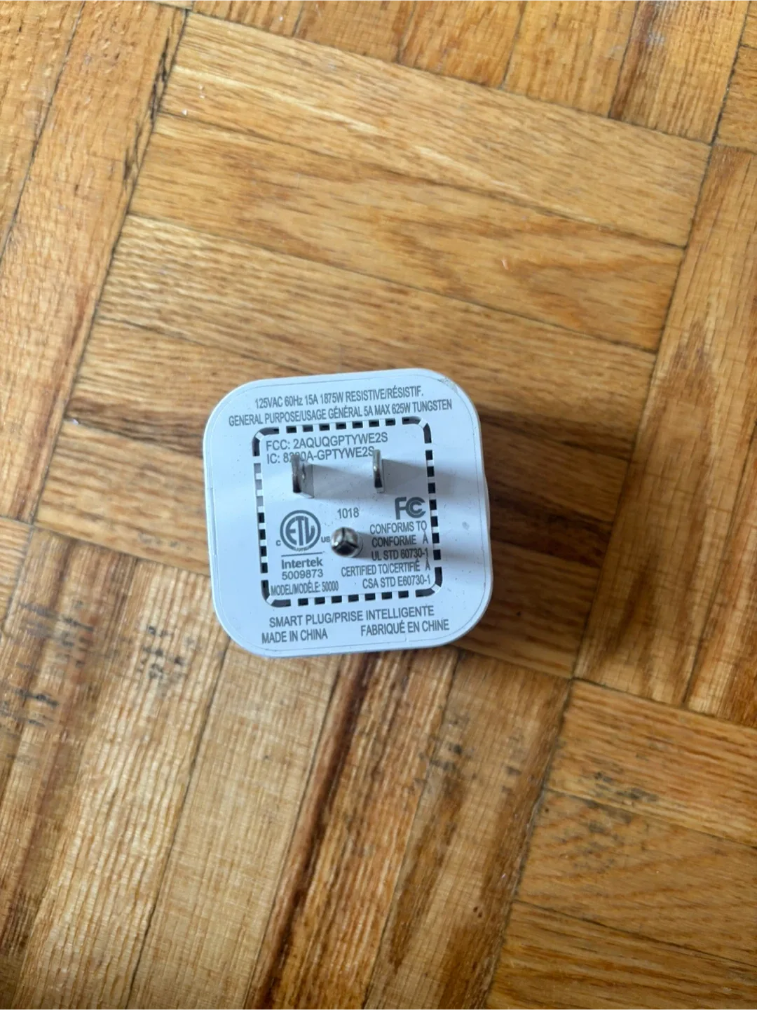 Globe Smart Plug image indicator(2)