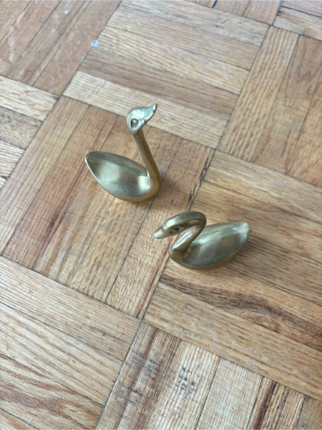 Brass Swan Figurines - Set of 2 image indicator(2)