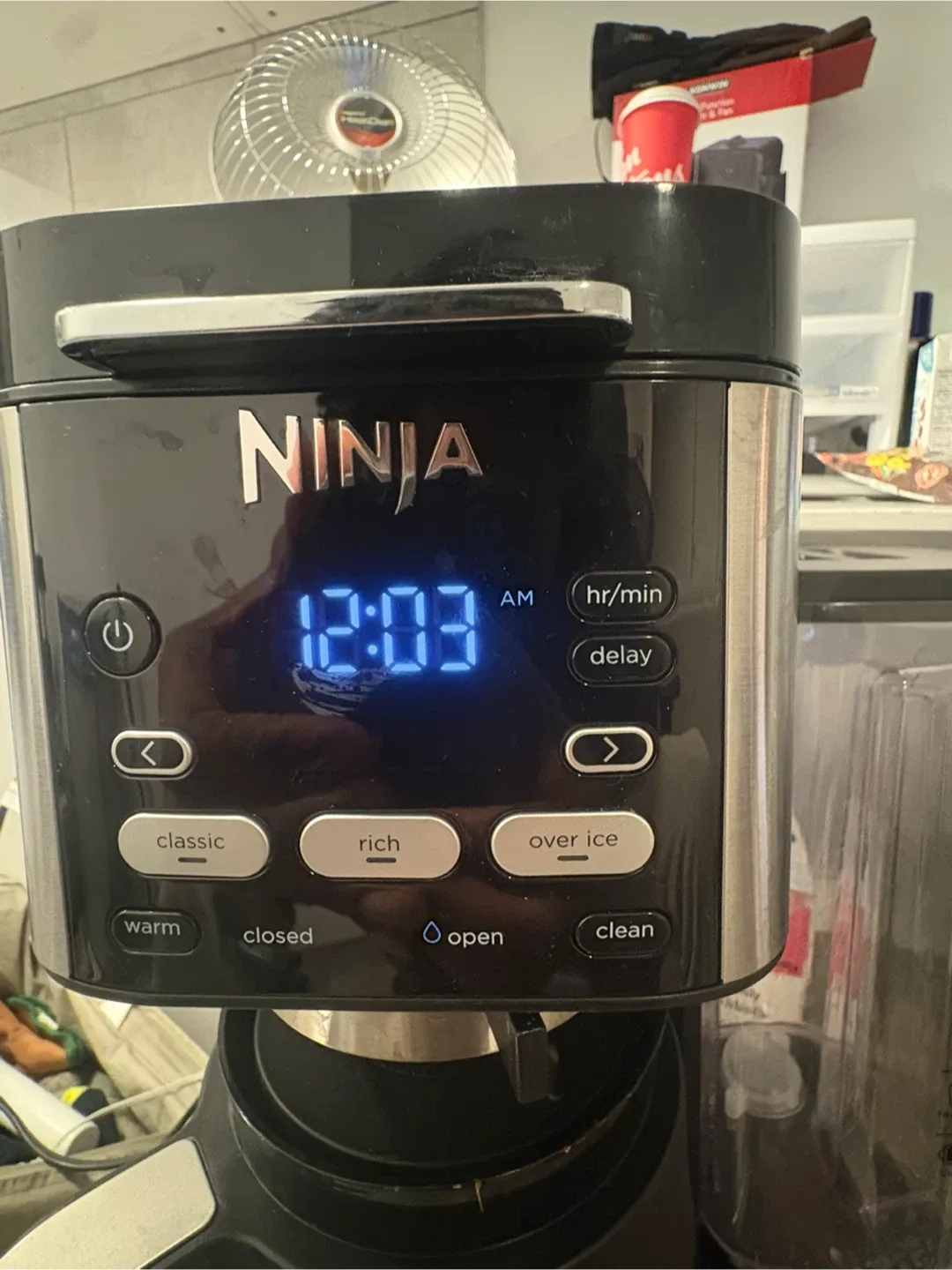 Ninja DualBrew XL Grounds & Pods Coffee Maker image indicator(8)