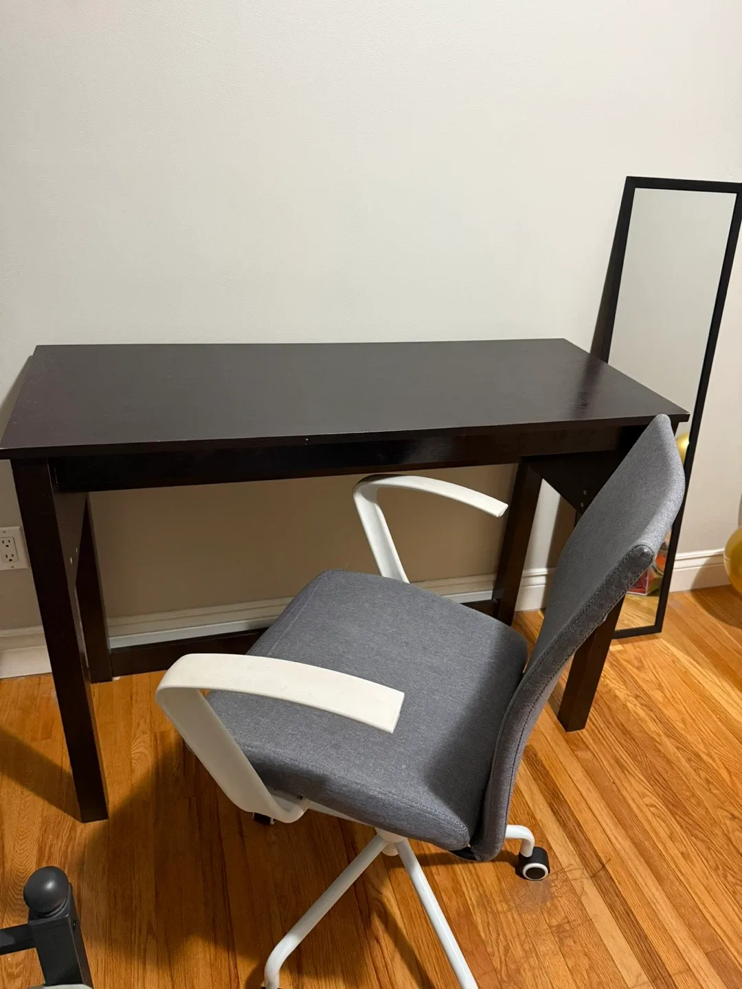 Desk and Office Chair Set