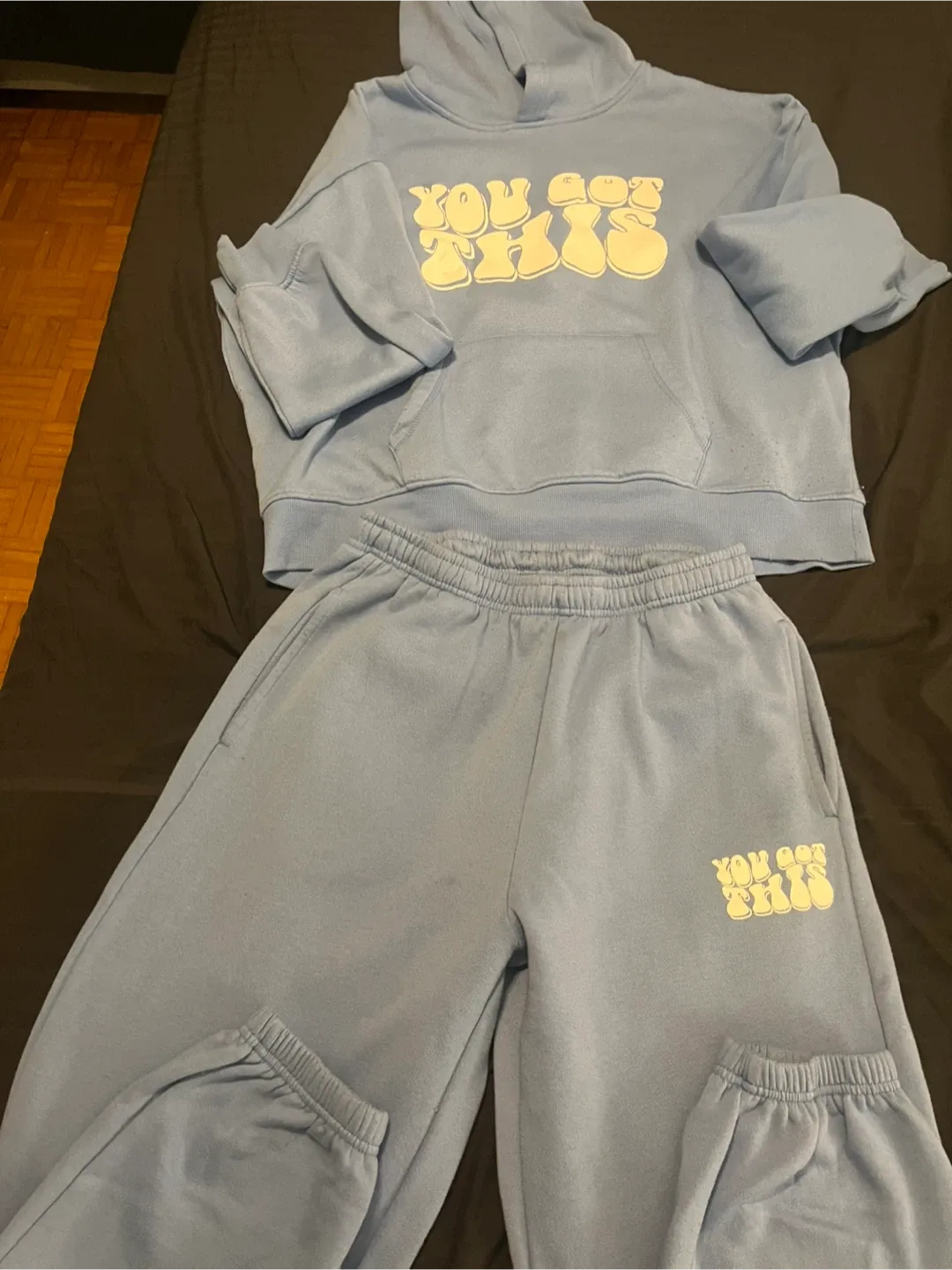 Matching Lounge Sets image indicator(3)