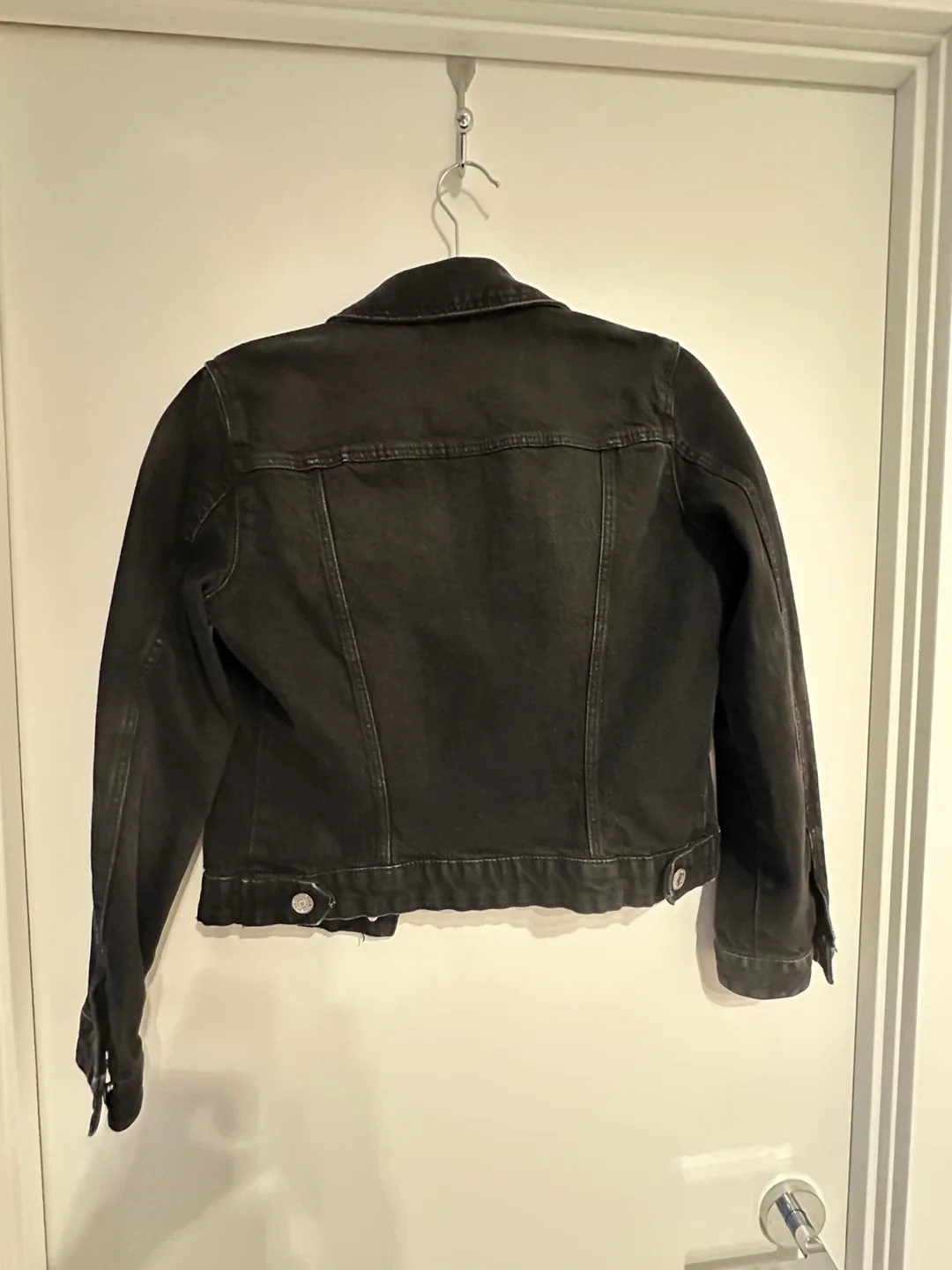 Zara Black Denim Jacket - Size S image indicator(3)