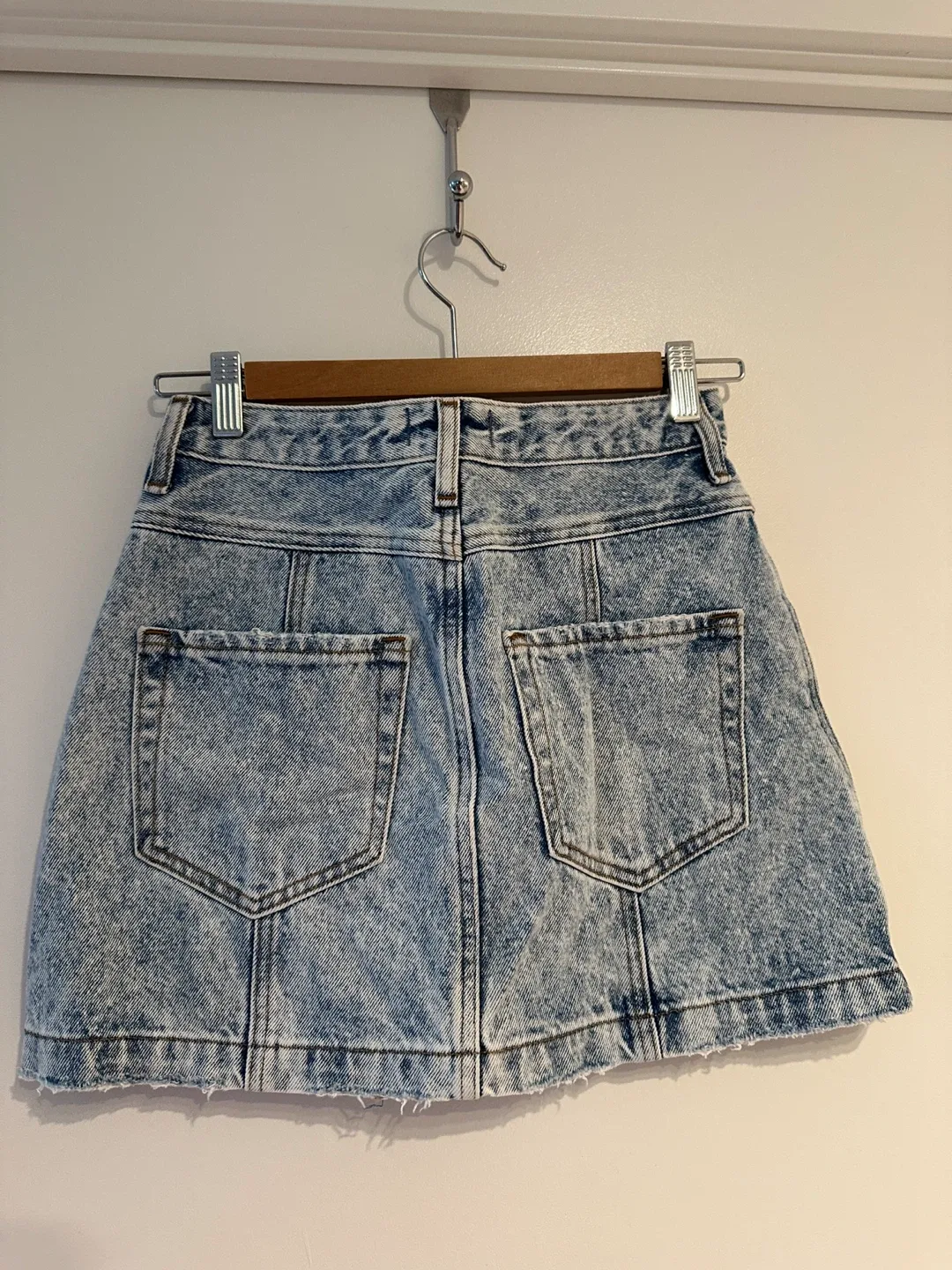 Abercrombie & Fitch Denim Mini Skirt - Size 0 image indicator(2)